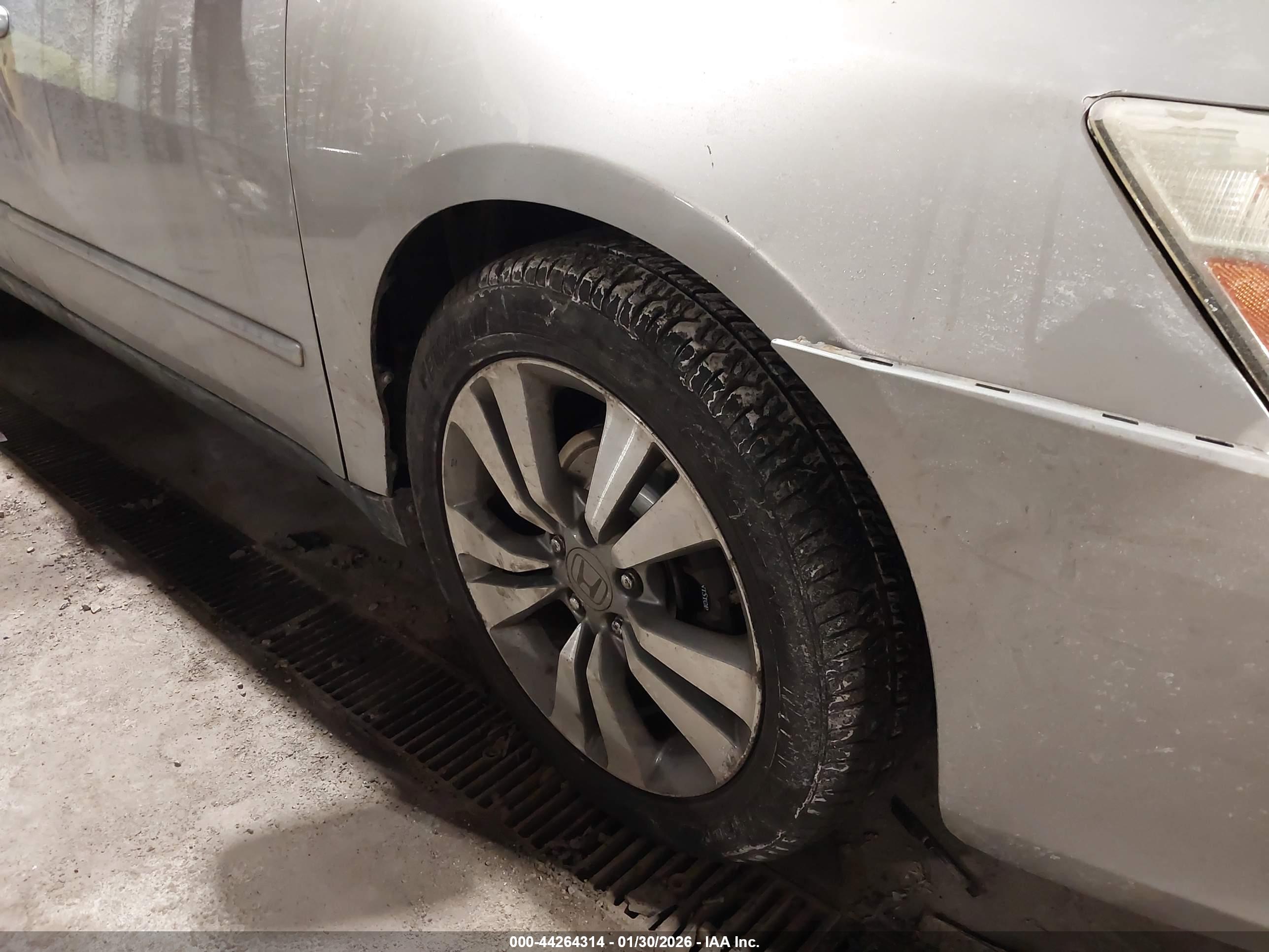 HONDA ACCORD image 6