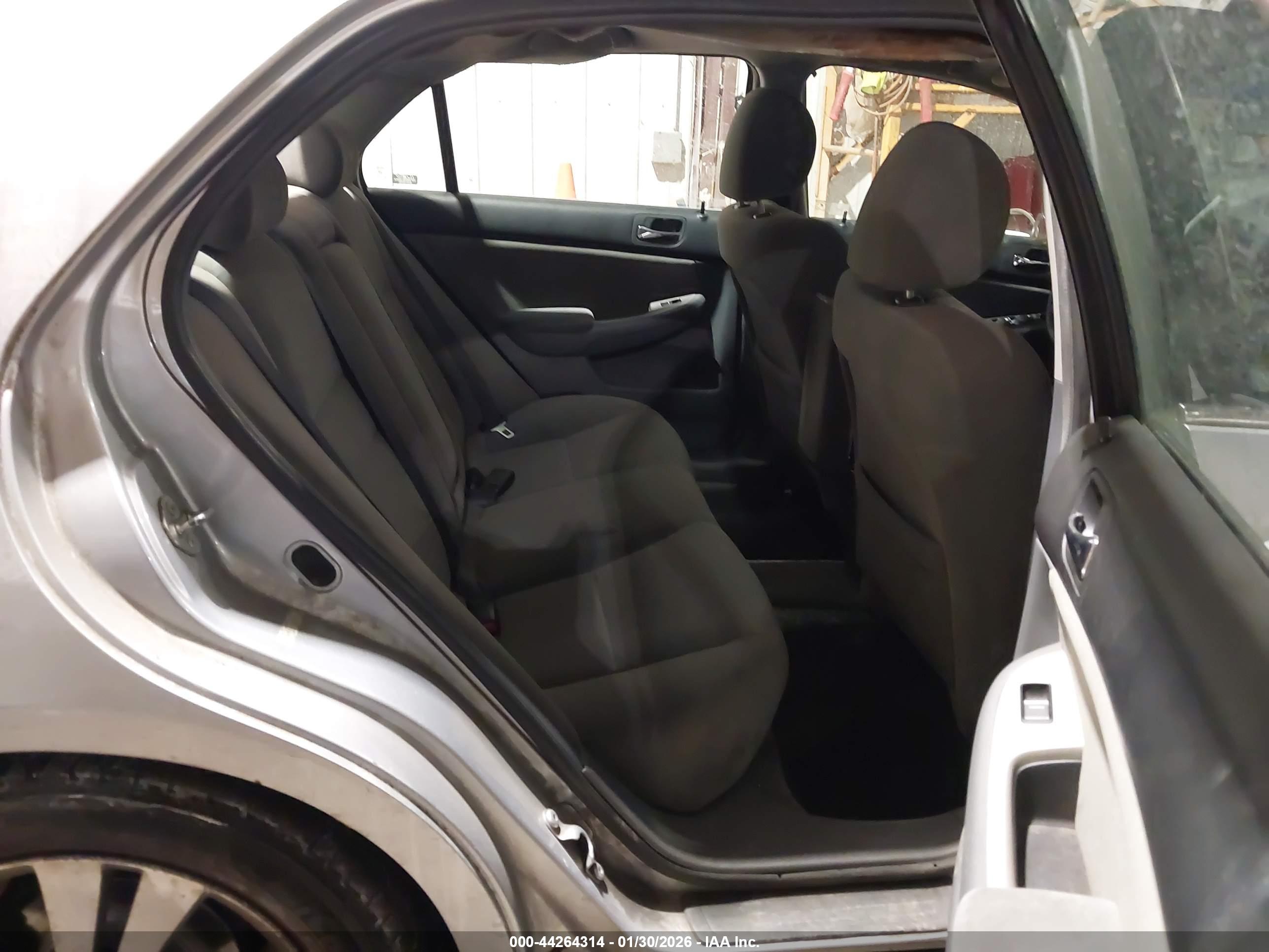 HONDA ACCORD image 8