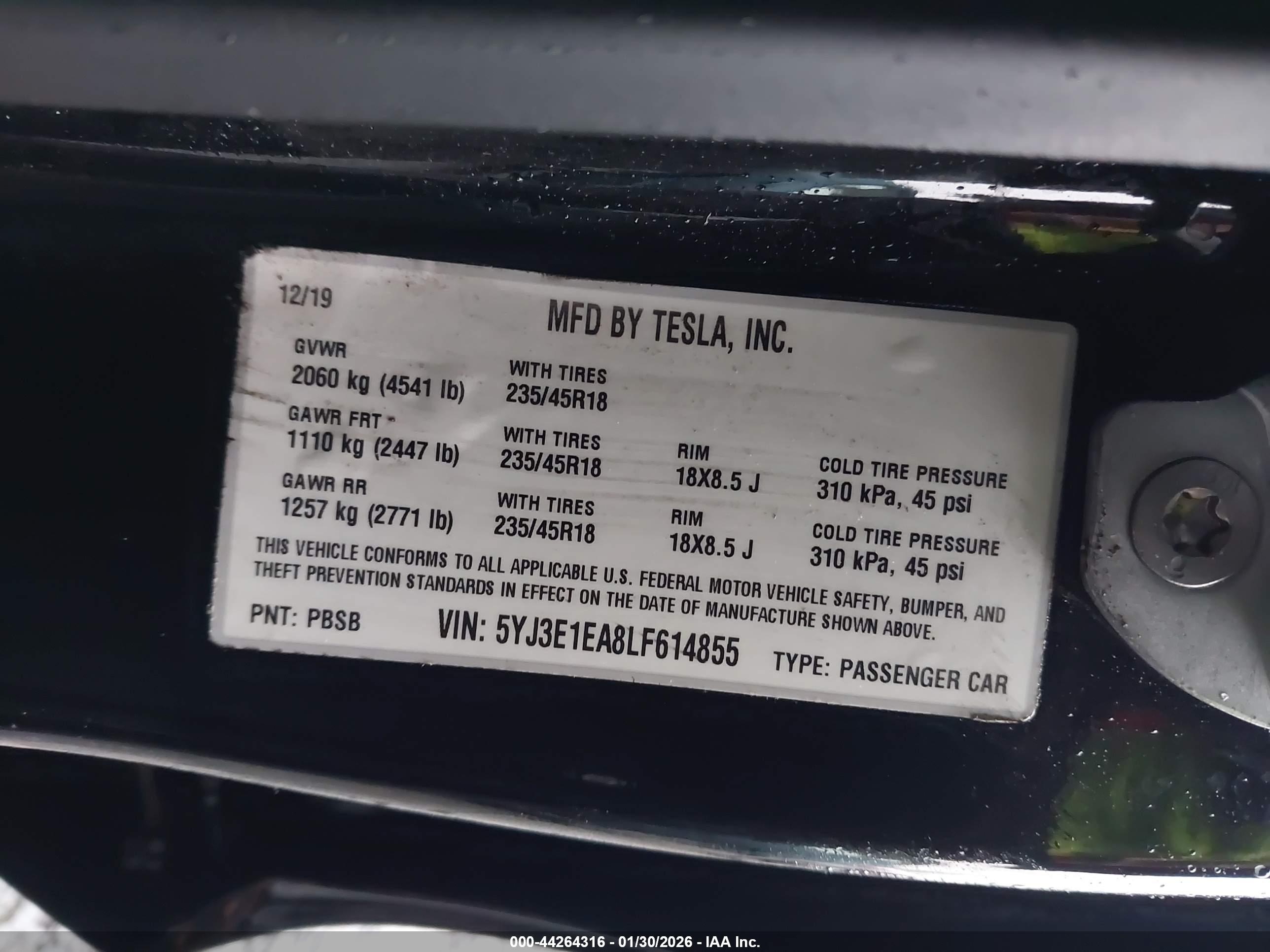 TESLA MODEL image 9