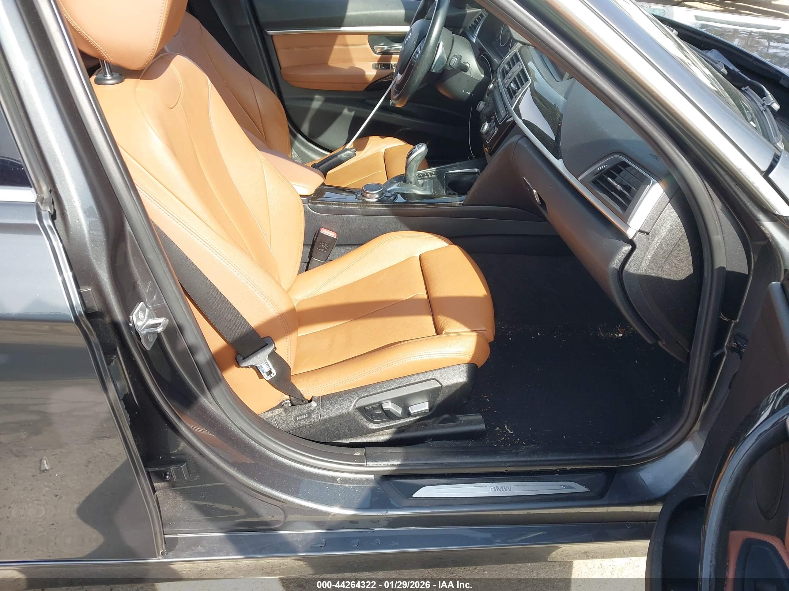 BMW 330I image 5