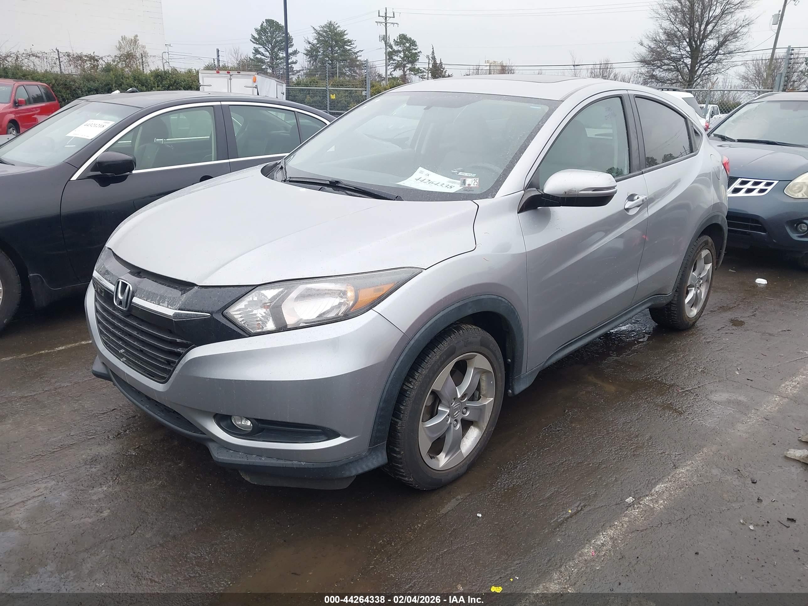 HONDA HR-V image 2