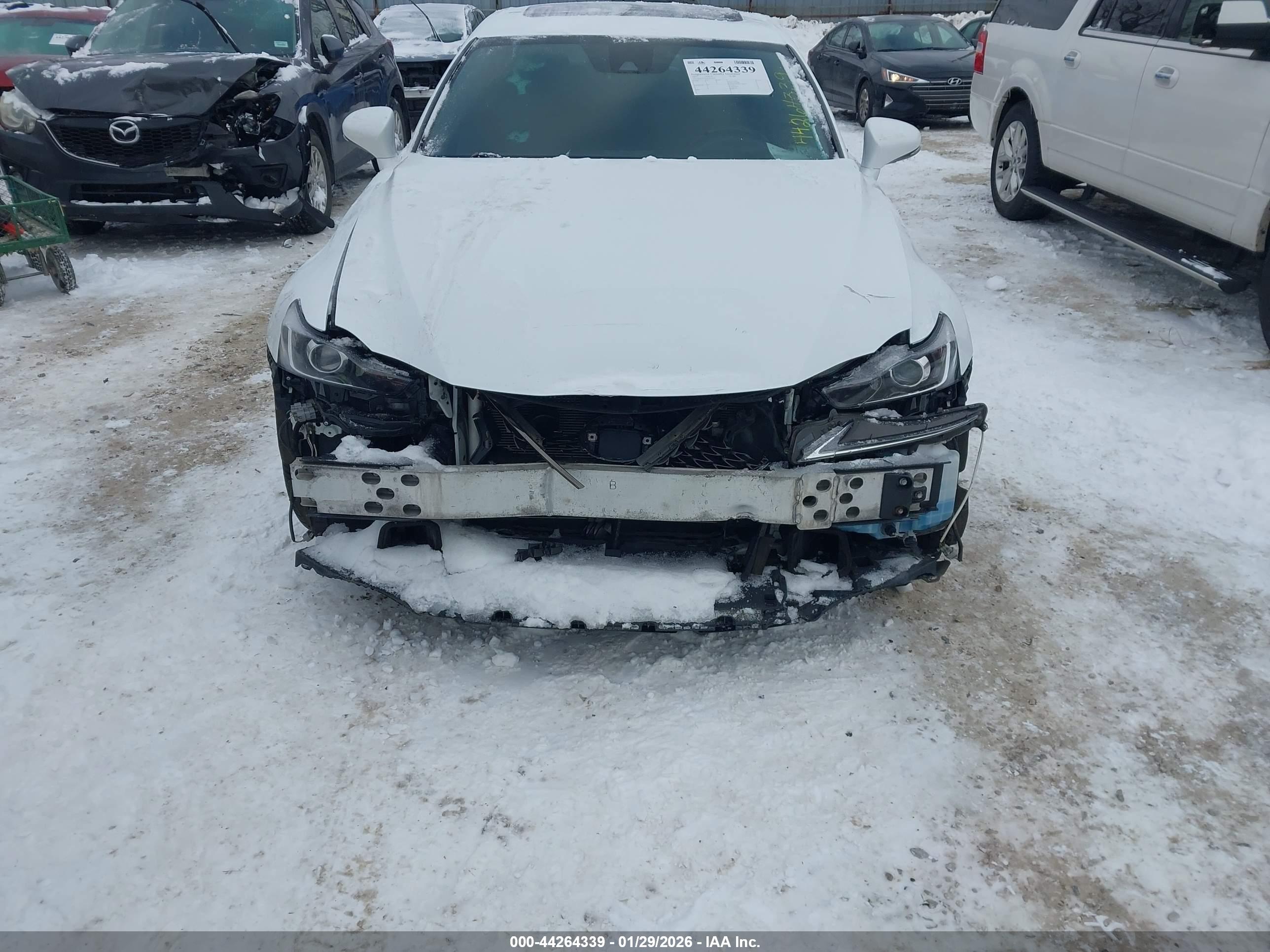 LEXUS IS image 6