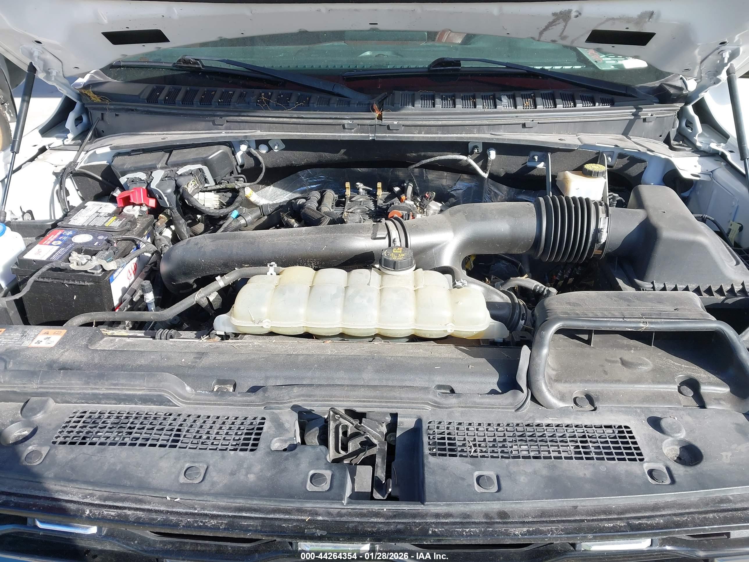 FORD EXPEDITION image 10