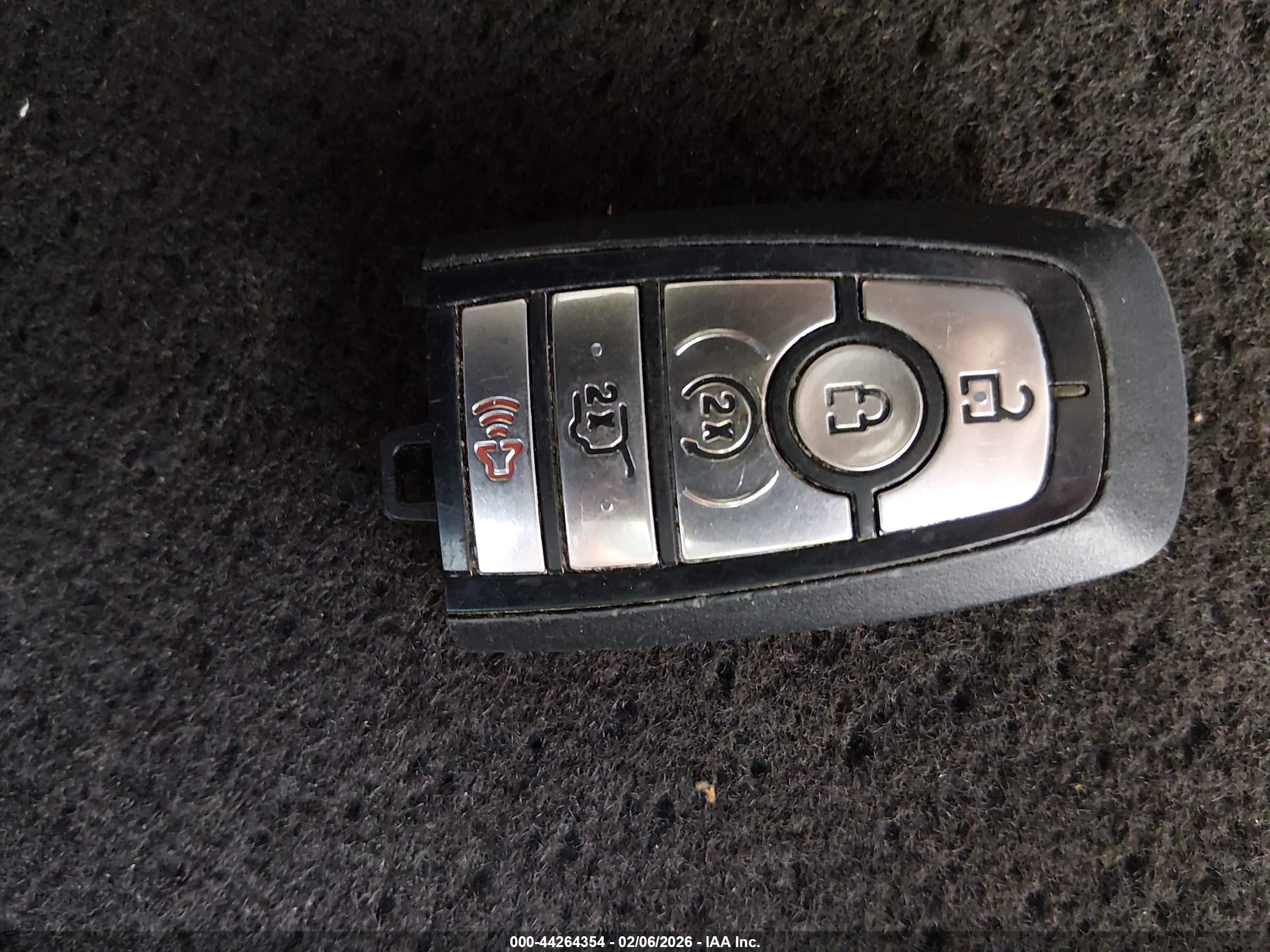 FORD EXPEDITION image 11