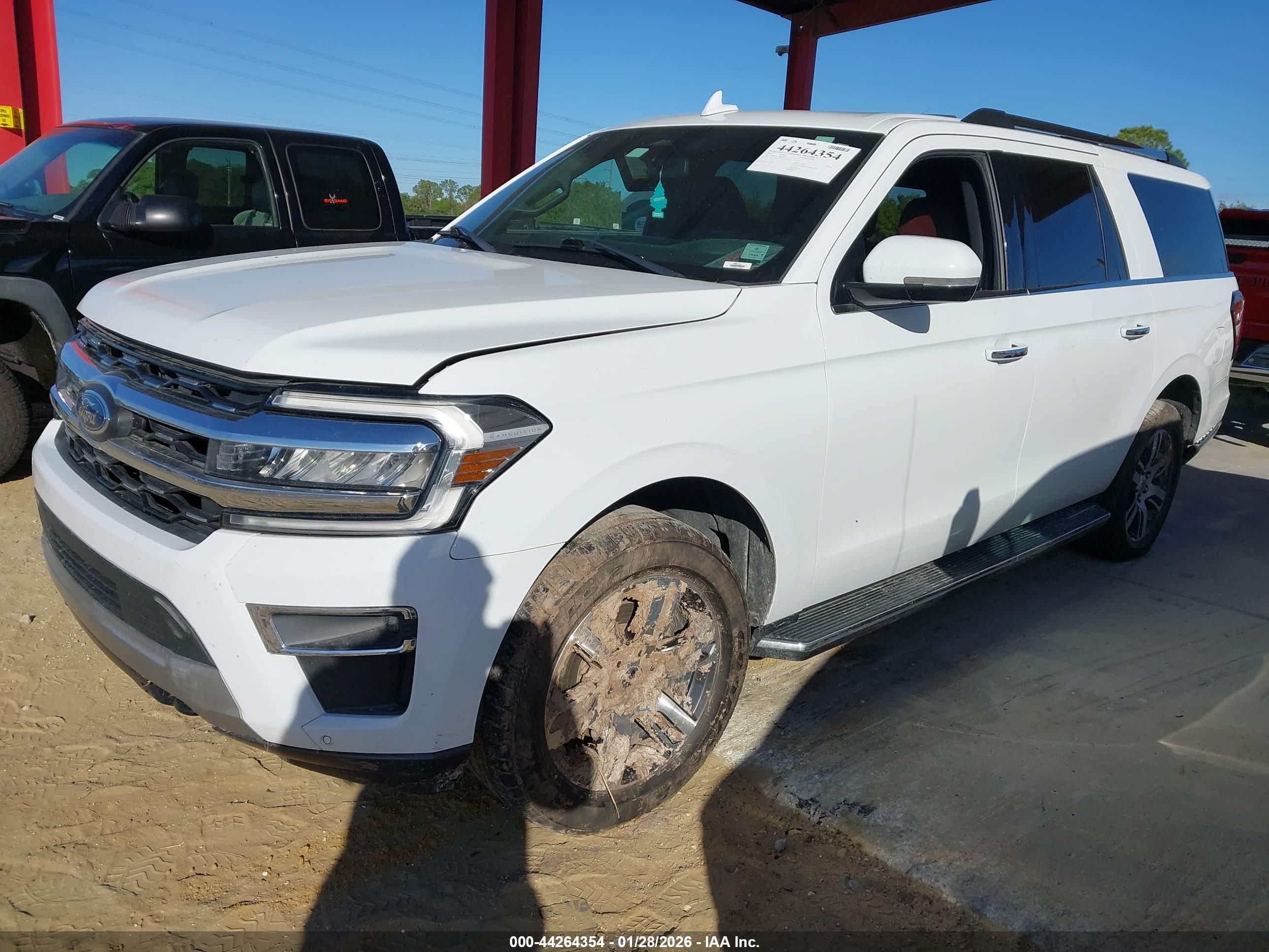 FORD EXPEDITION image 2