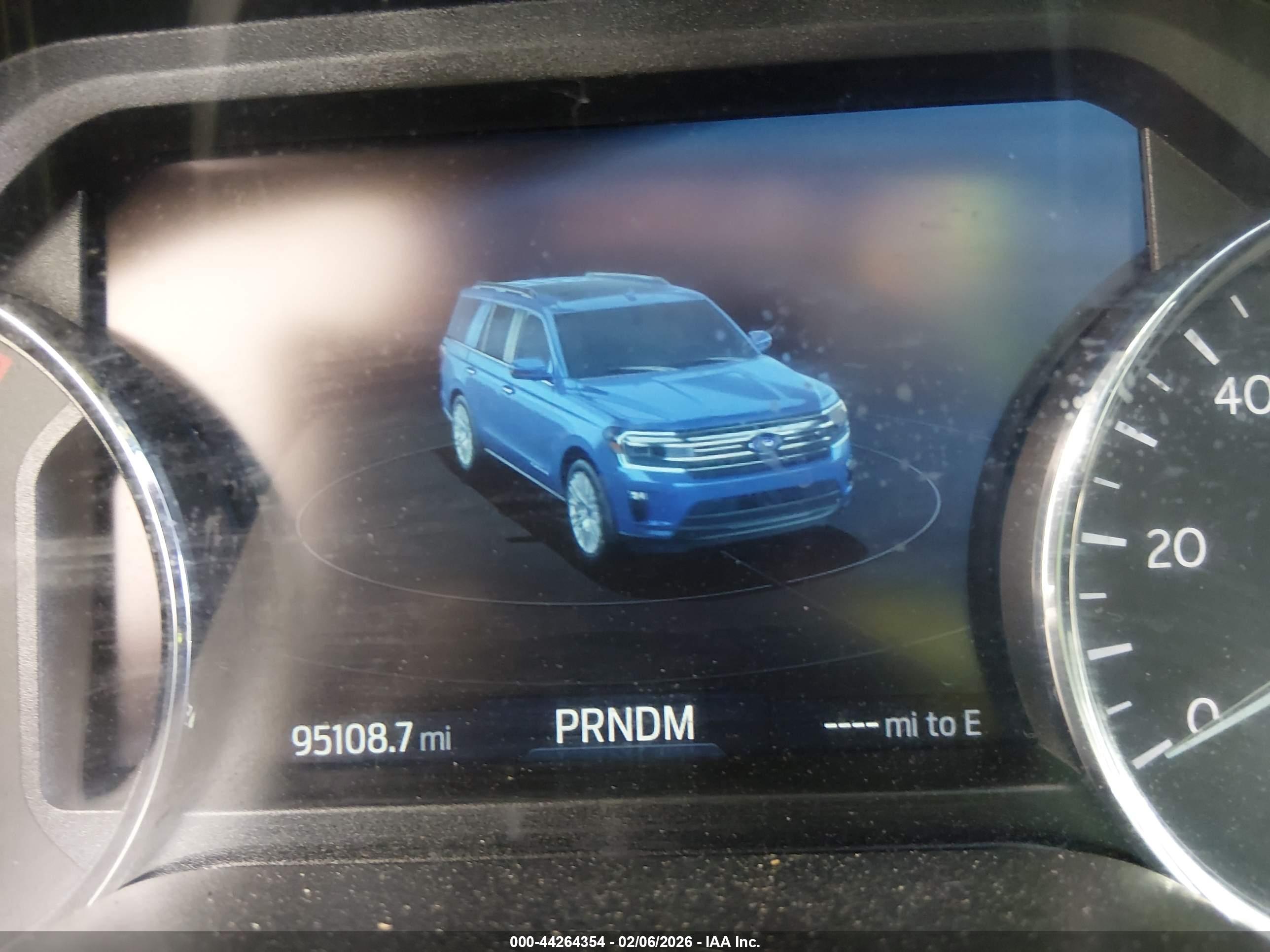 FORD EXPEDITION image 7