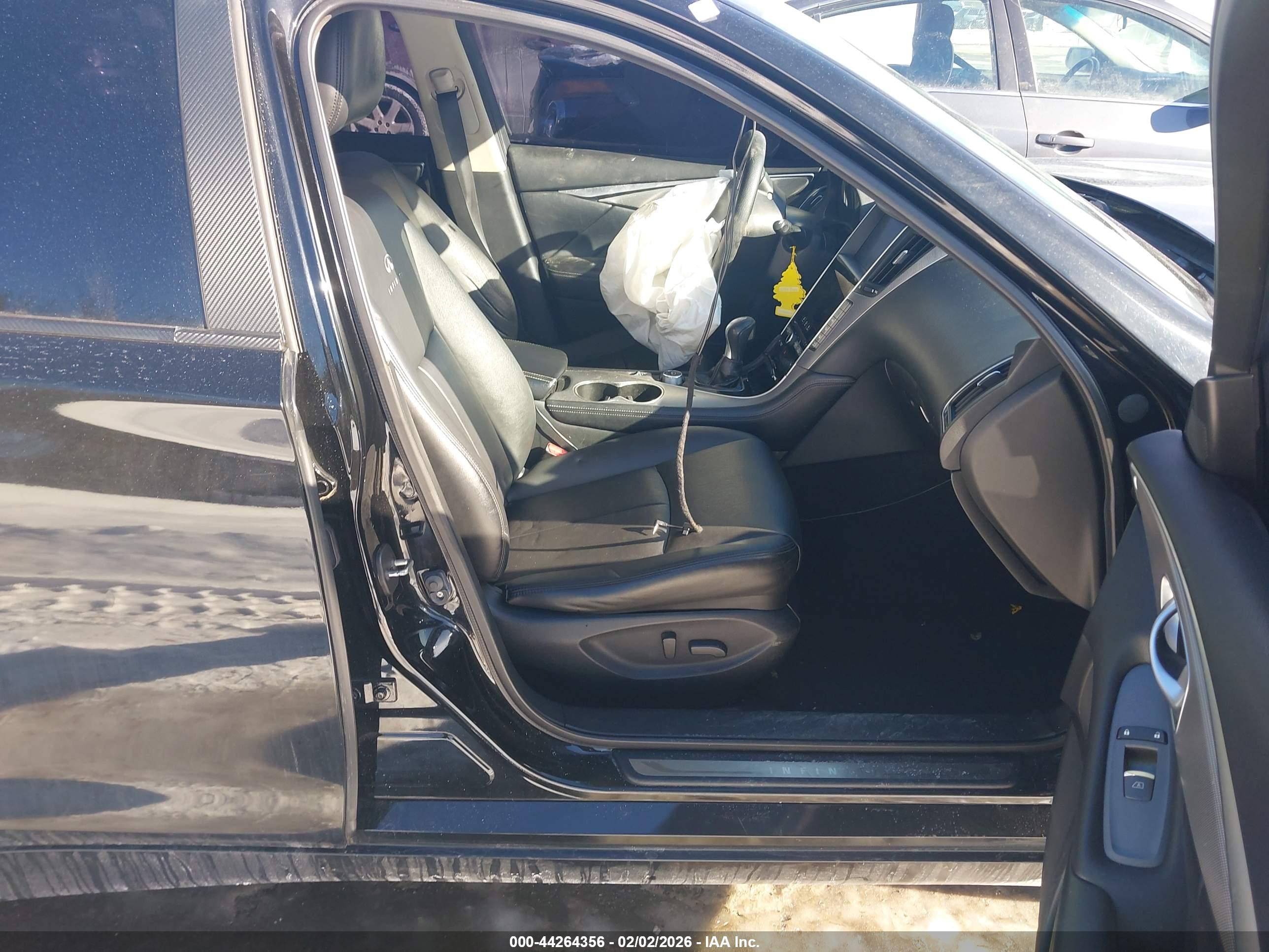 INFINITI Q50 image 5