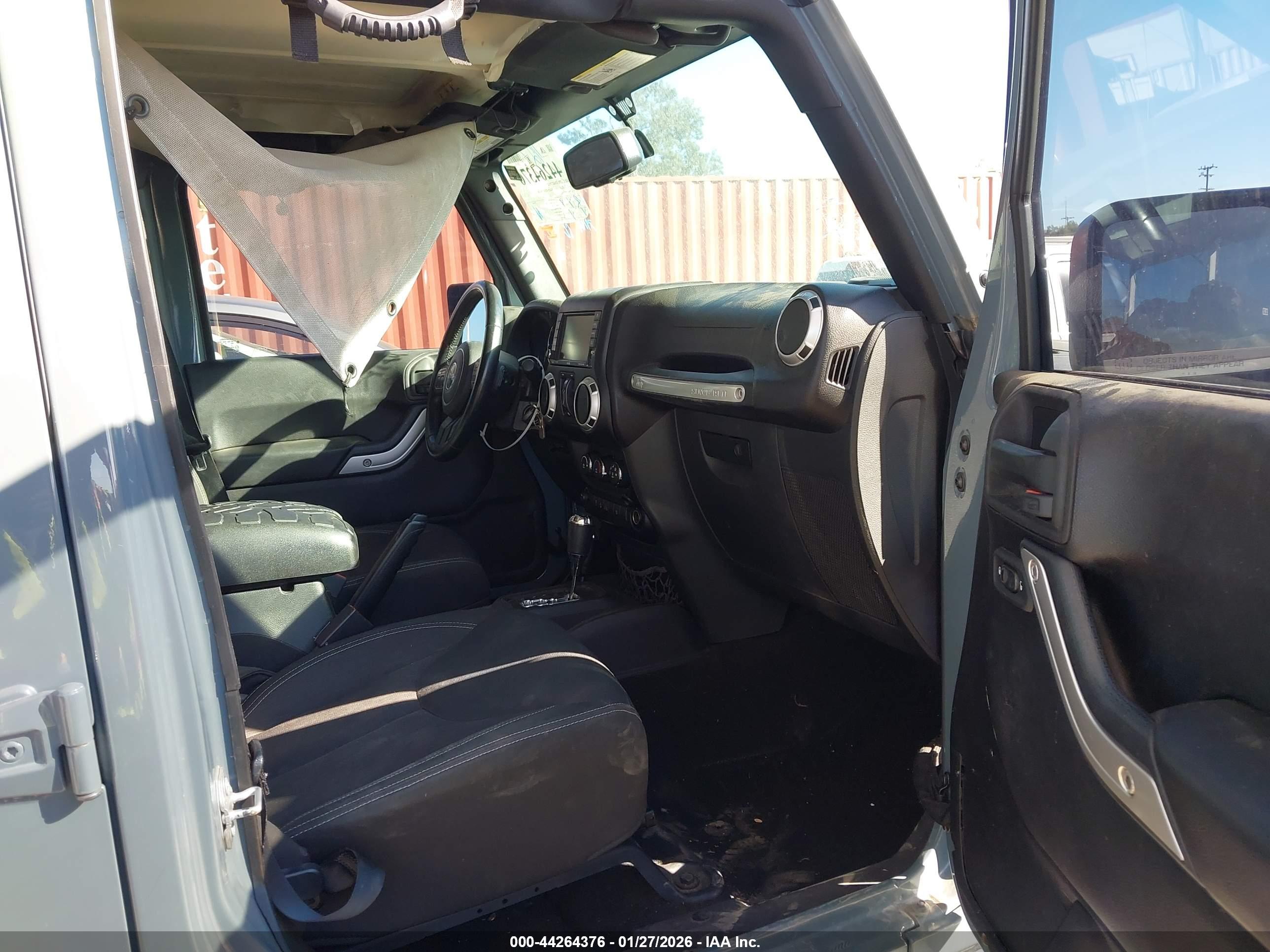 JEEP WRANGLER image 5
