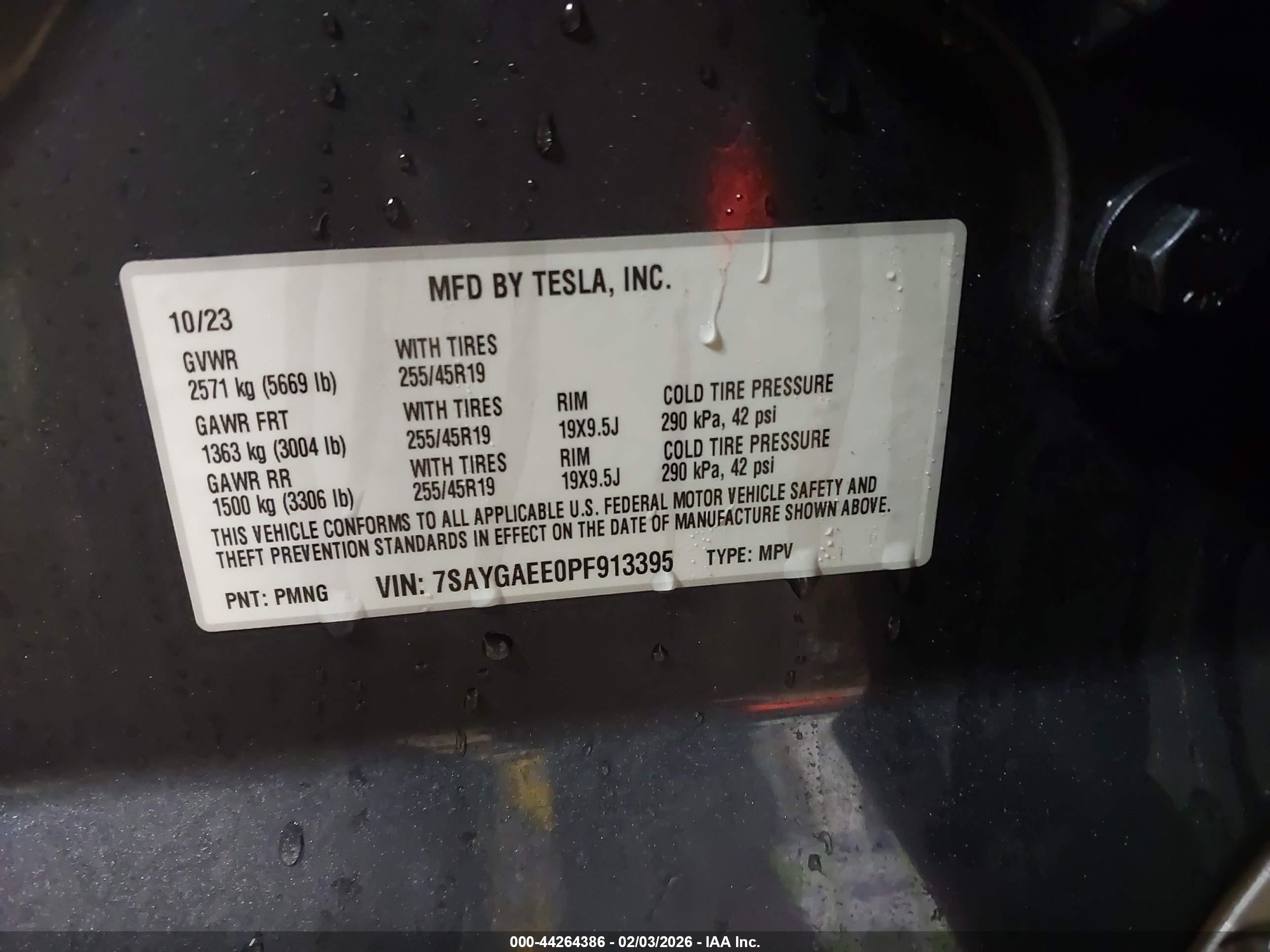 TESLA MODEL image 9