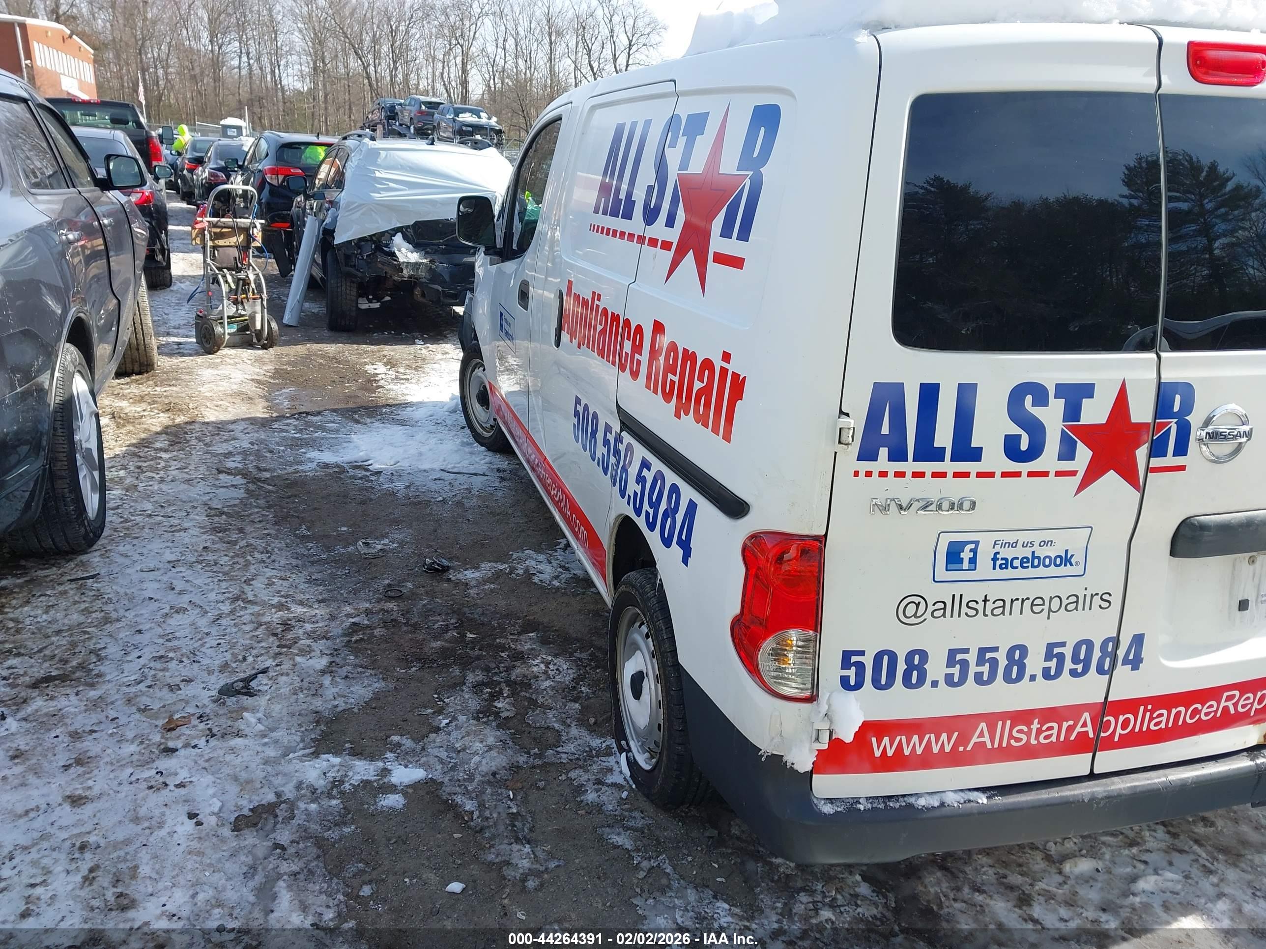 NISSAN NV200 image 3