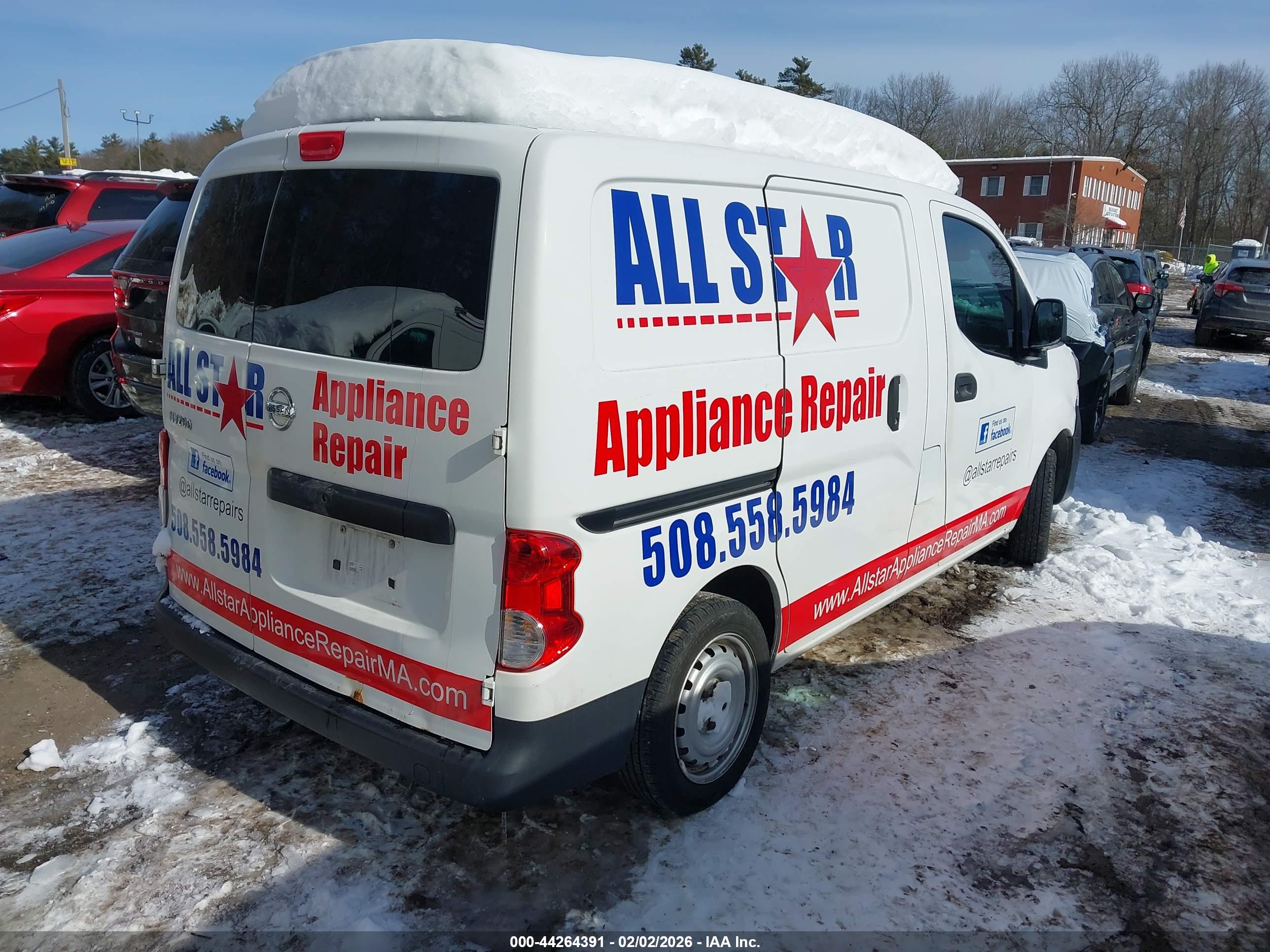 NISSAN NV200 image 4