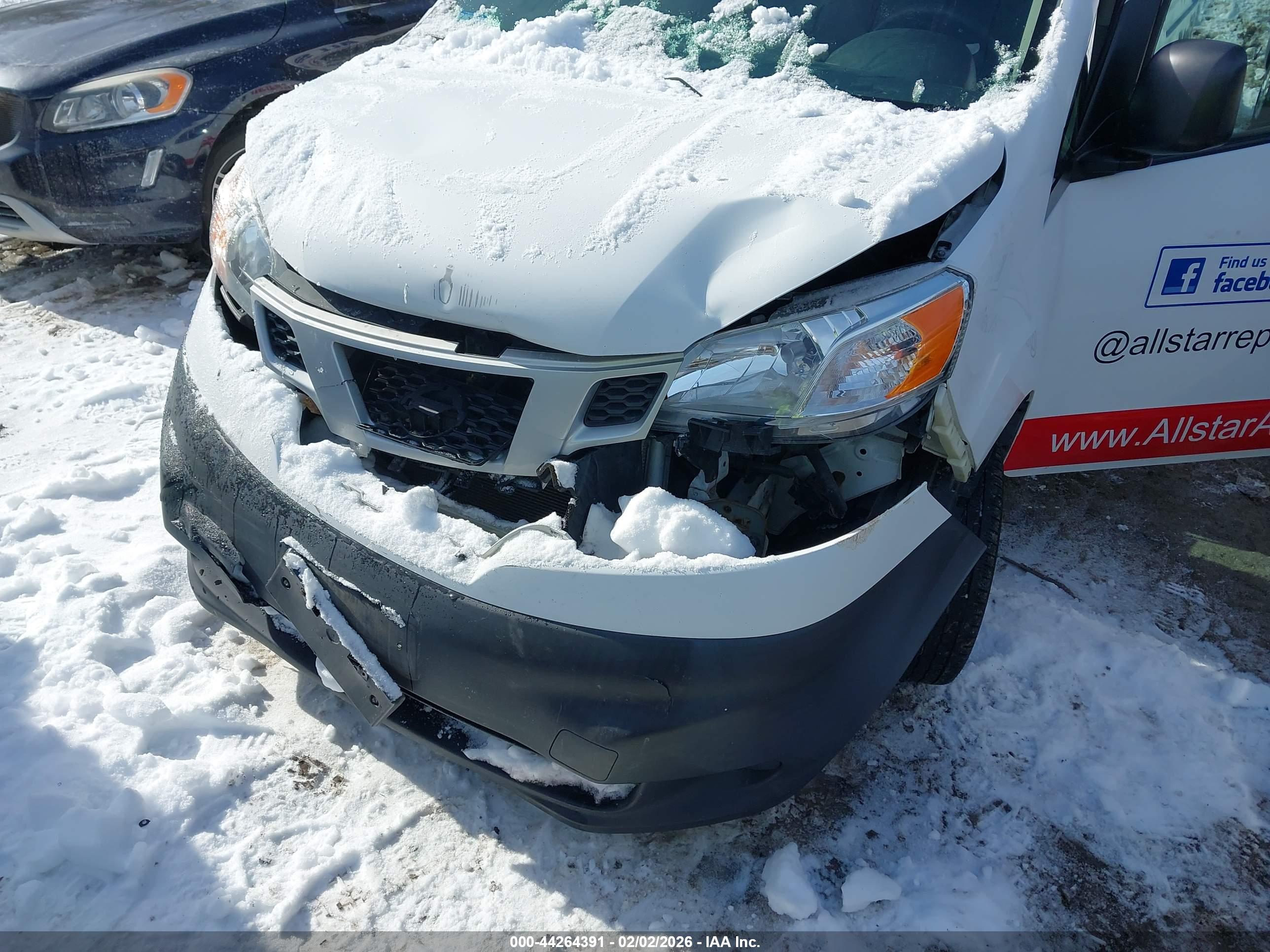 NISSAN NV200 image 6