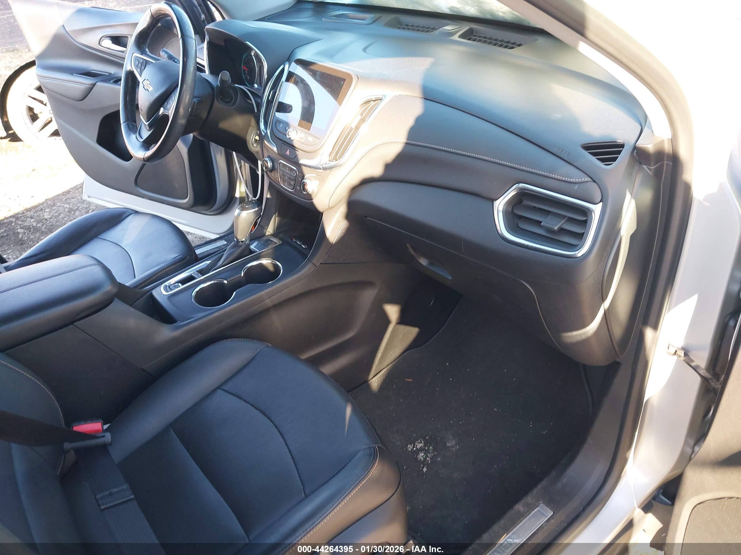 CHEVROLET EQUINOX image 5