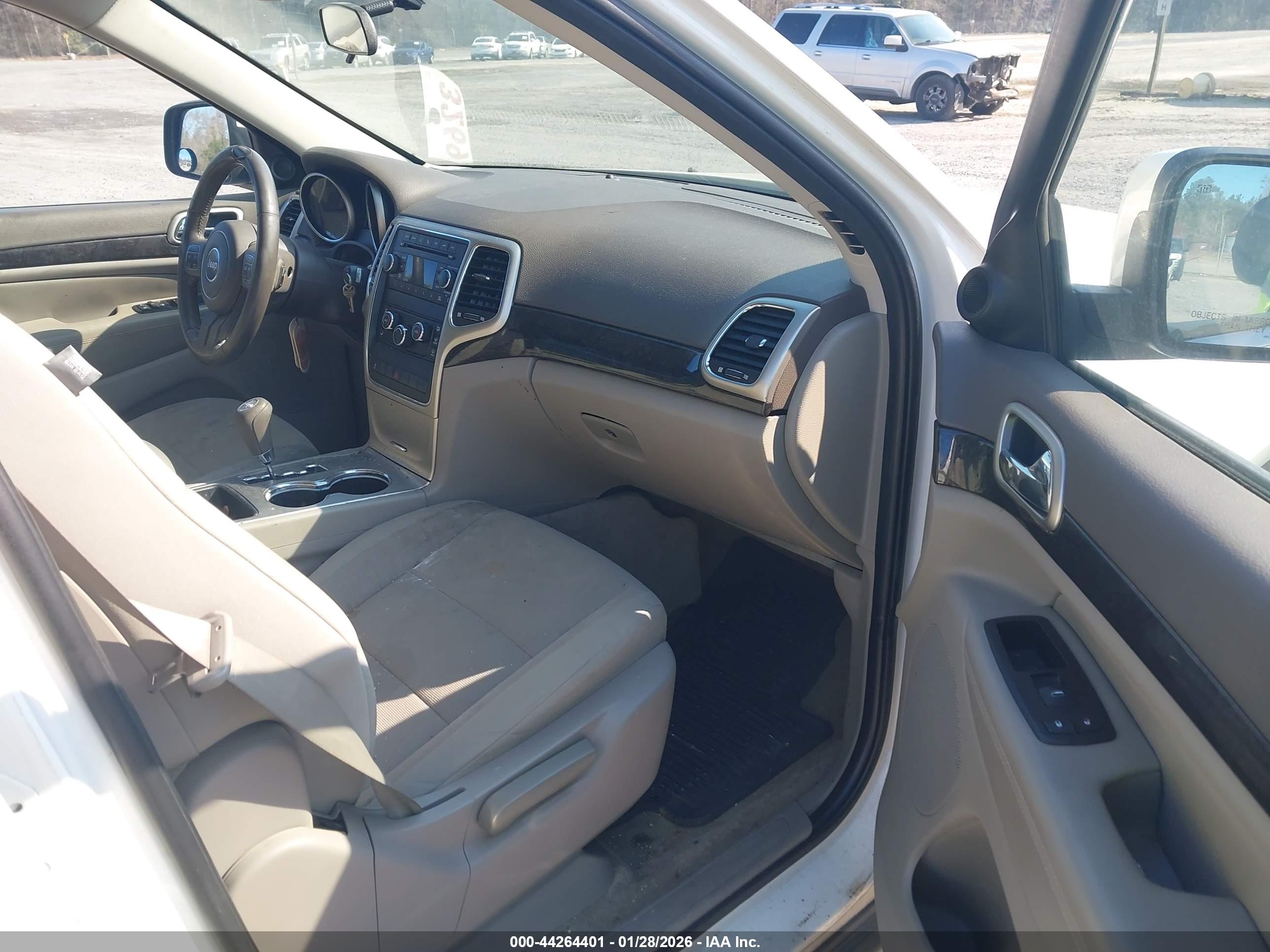 JEEP GRAND image 5