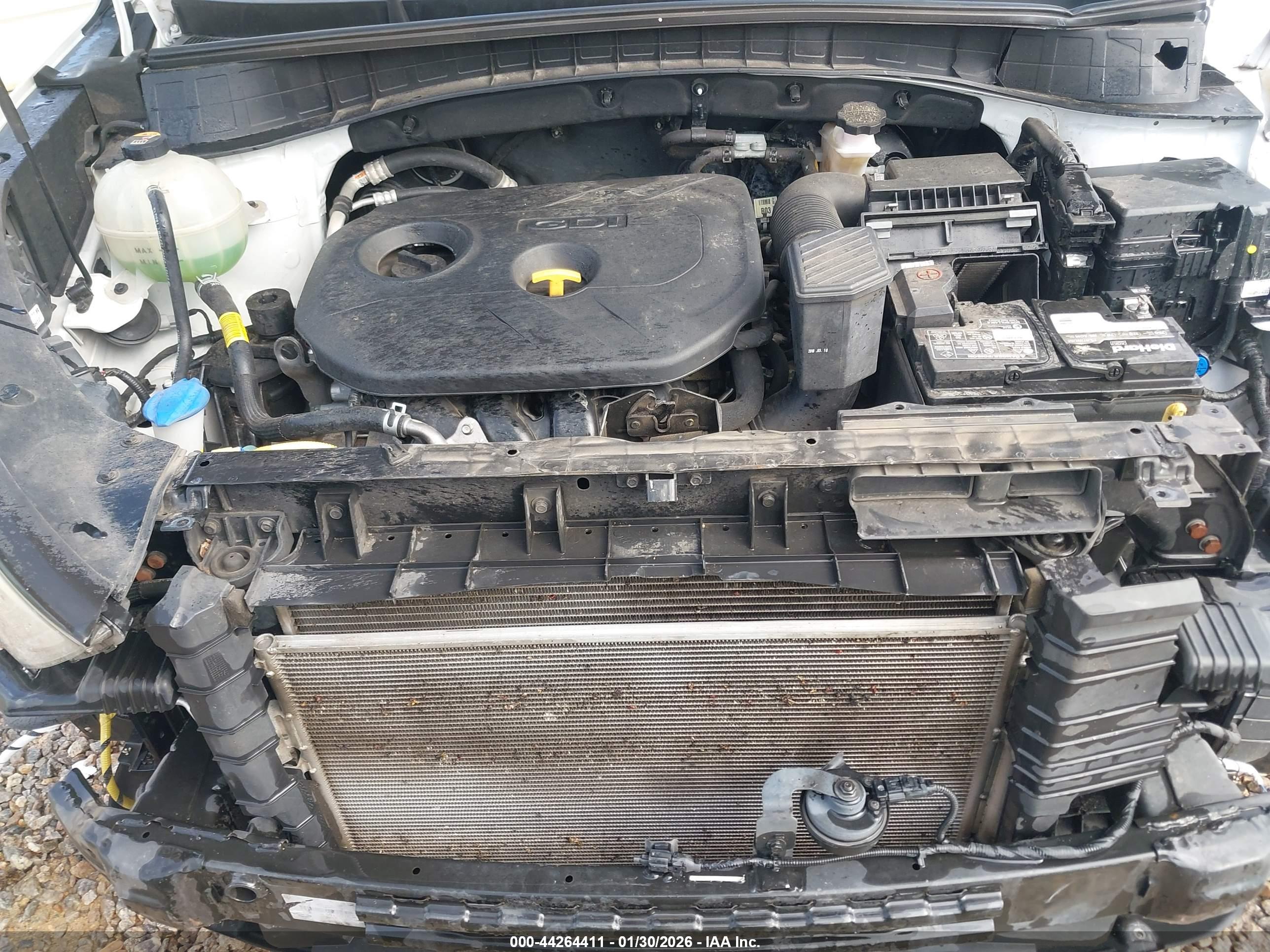 HYUNDAI TUCSON image 10