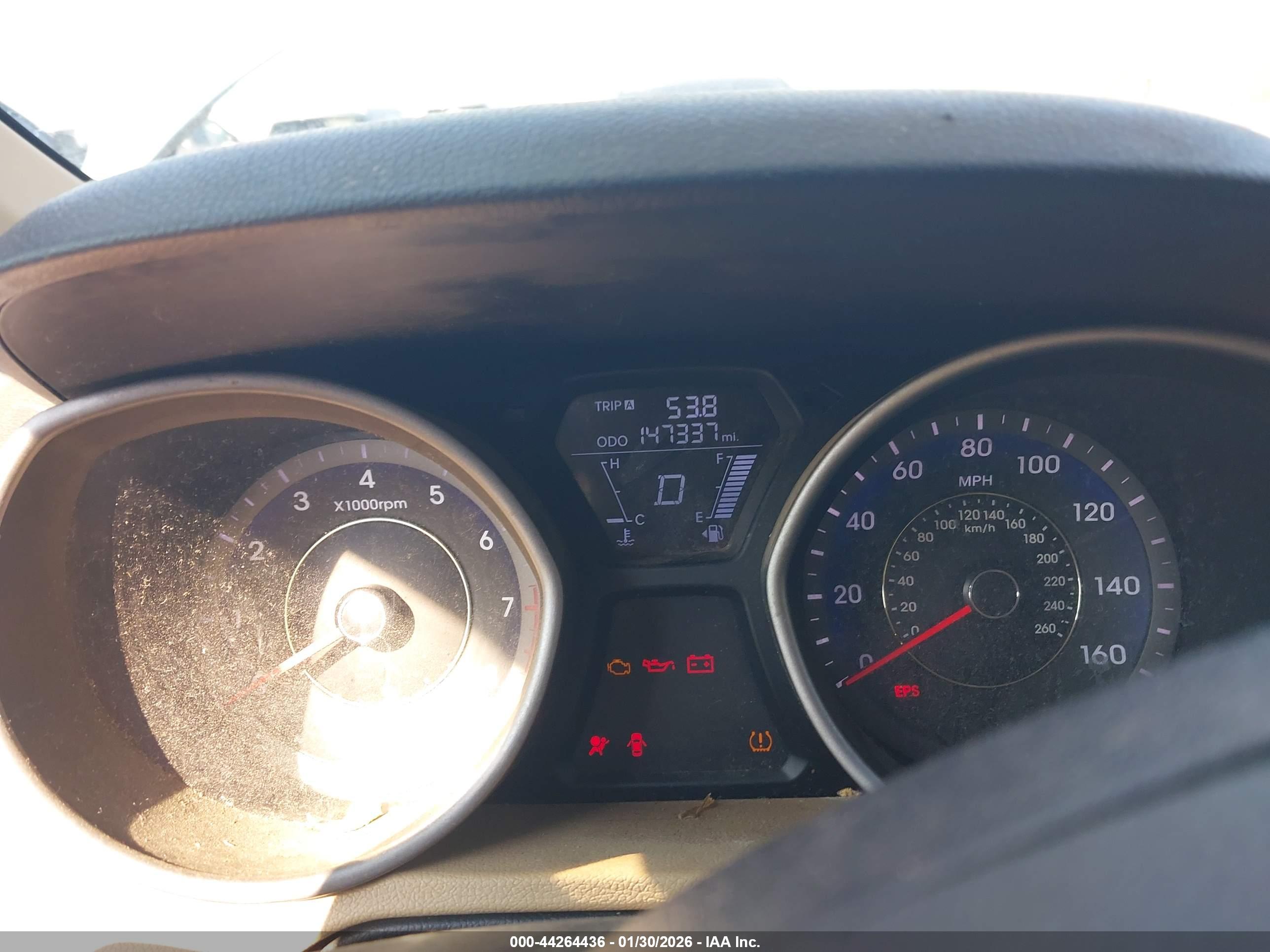 HYUNDAI ELANTRA image 7