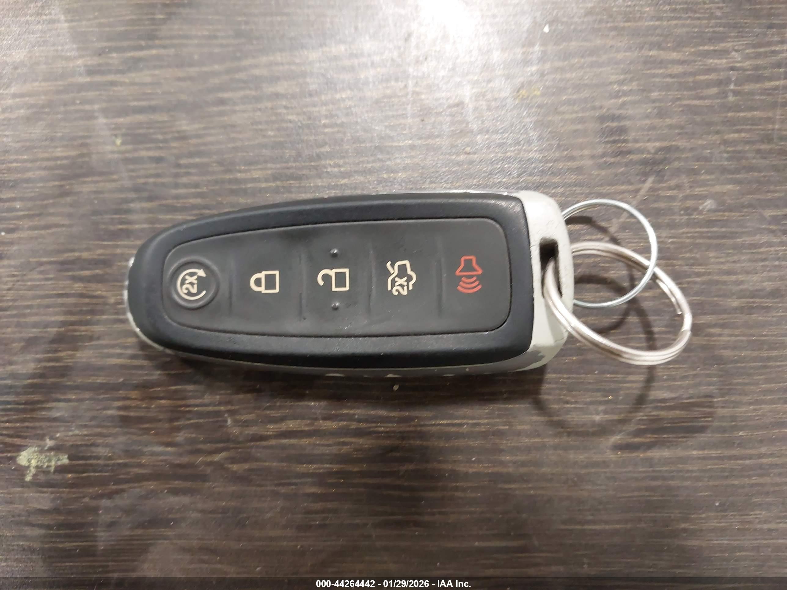 FORD EXPLORER image 11