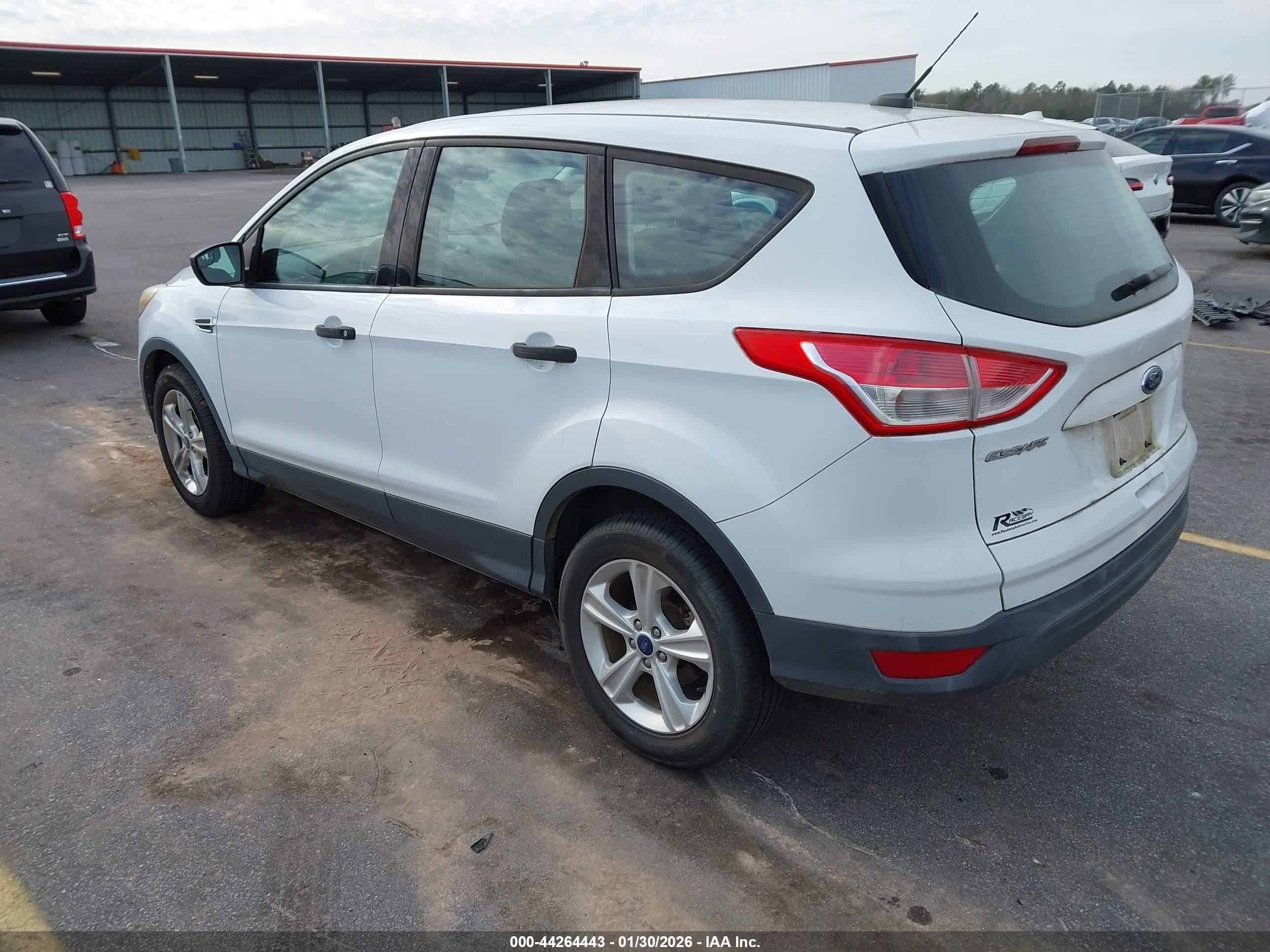 FORD ESCAPE image 3