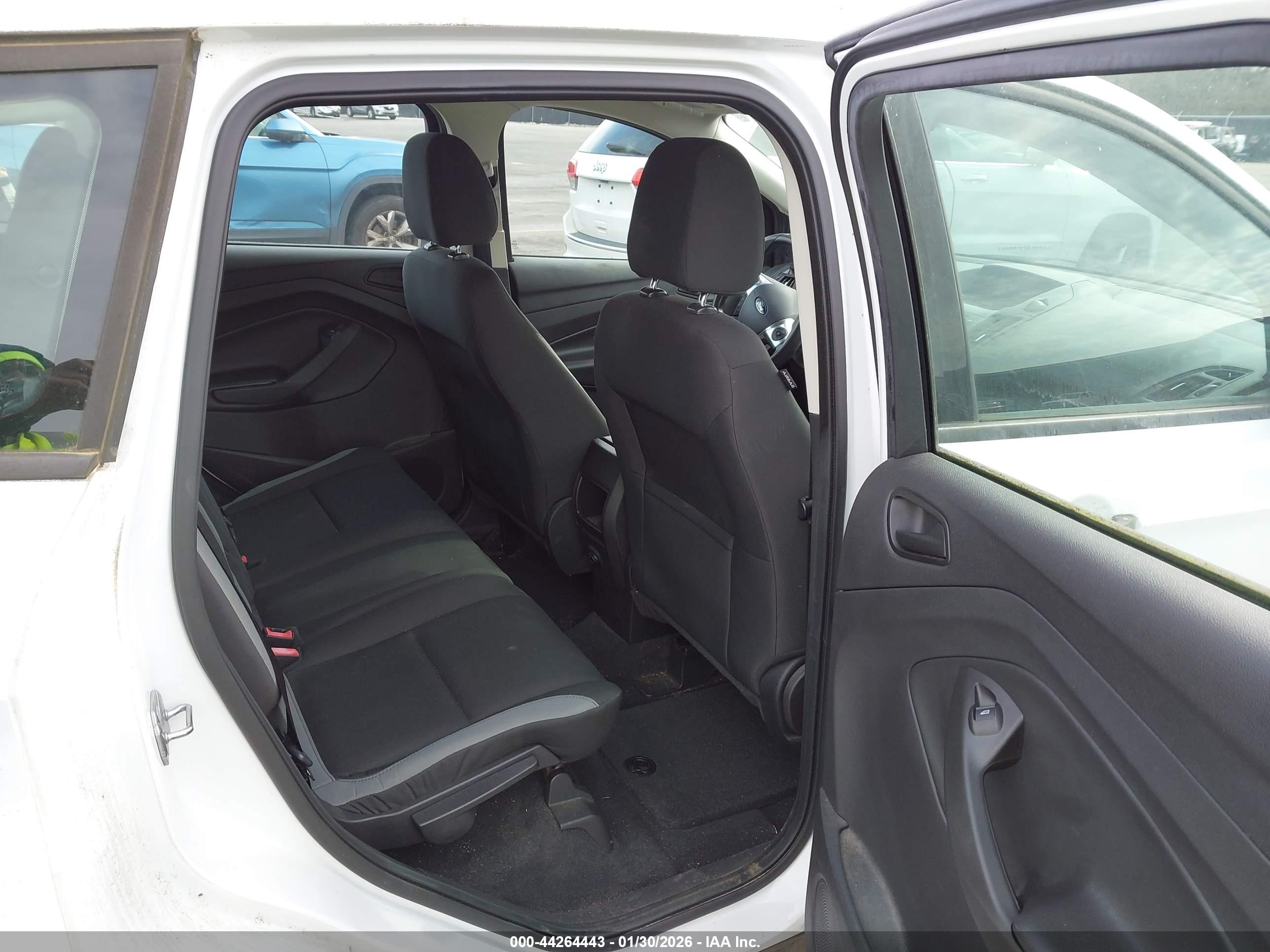 FORD ESCAPE image 8