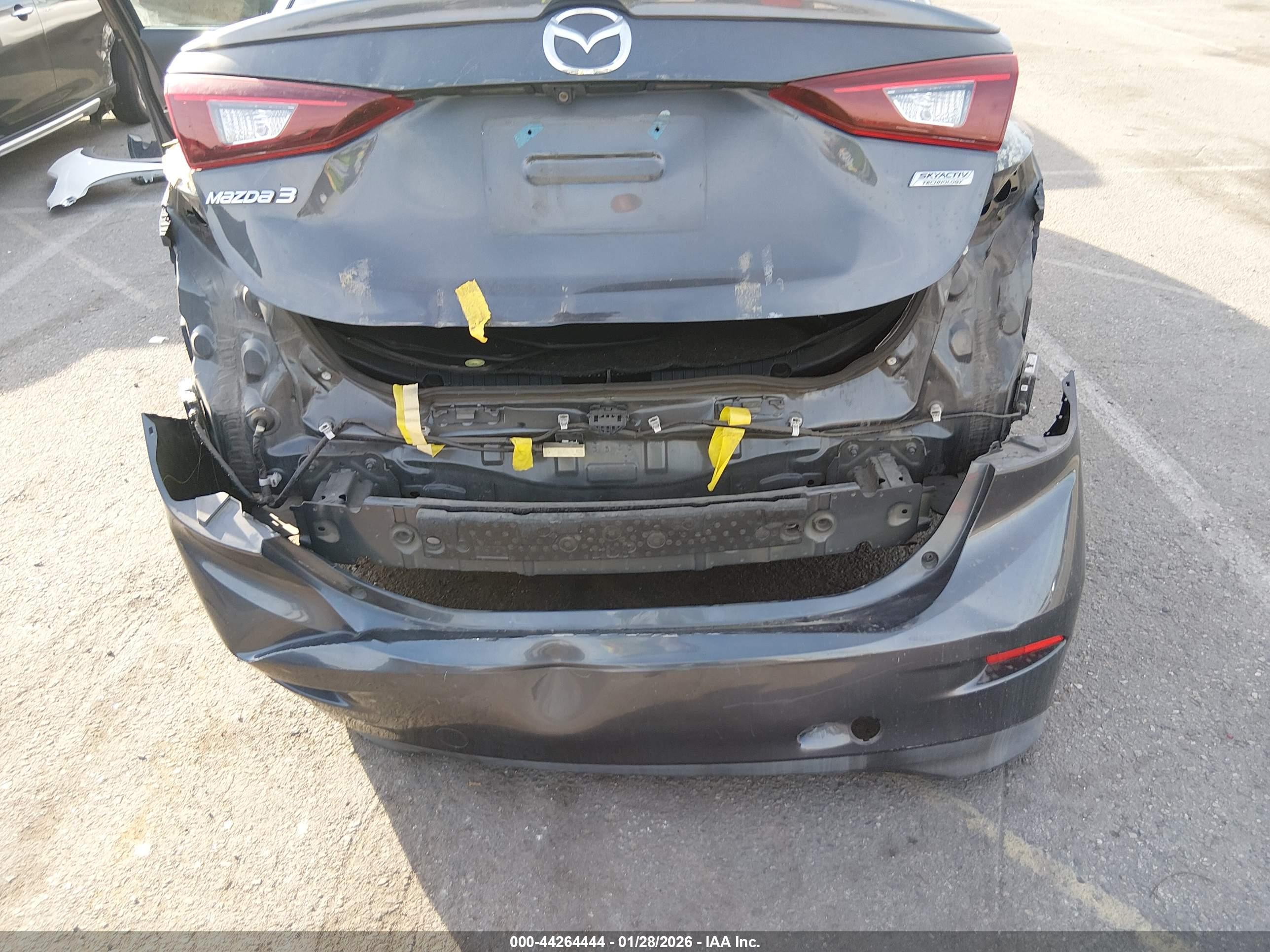 MAZDA MAZDA3 image 6