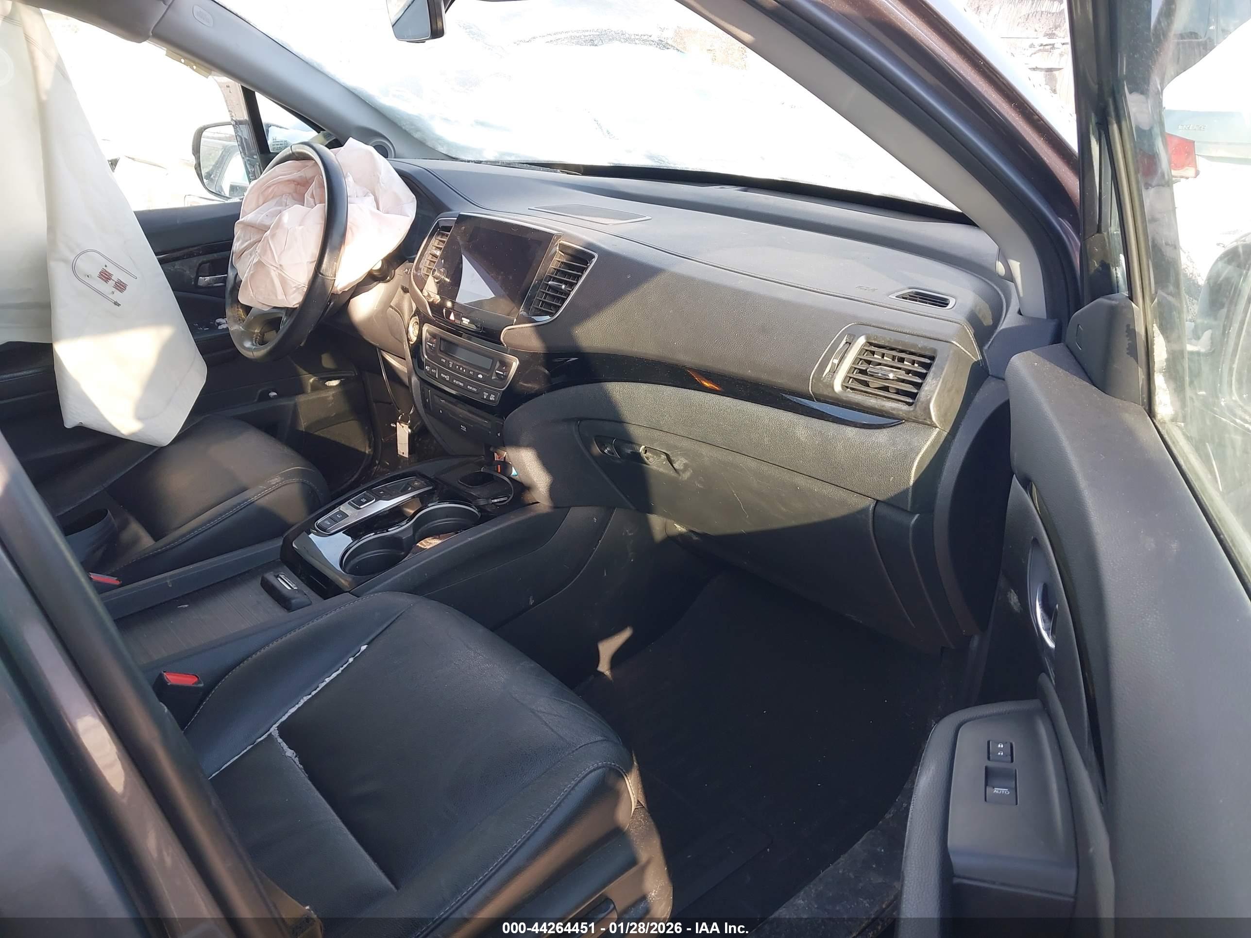 HONDA PILOT image 5