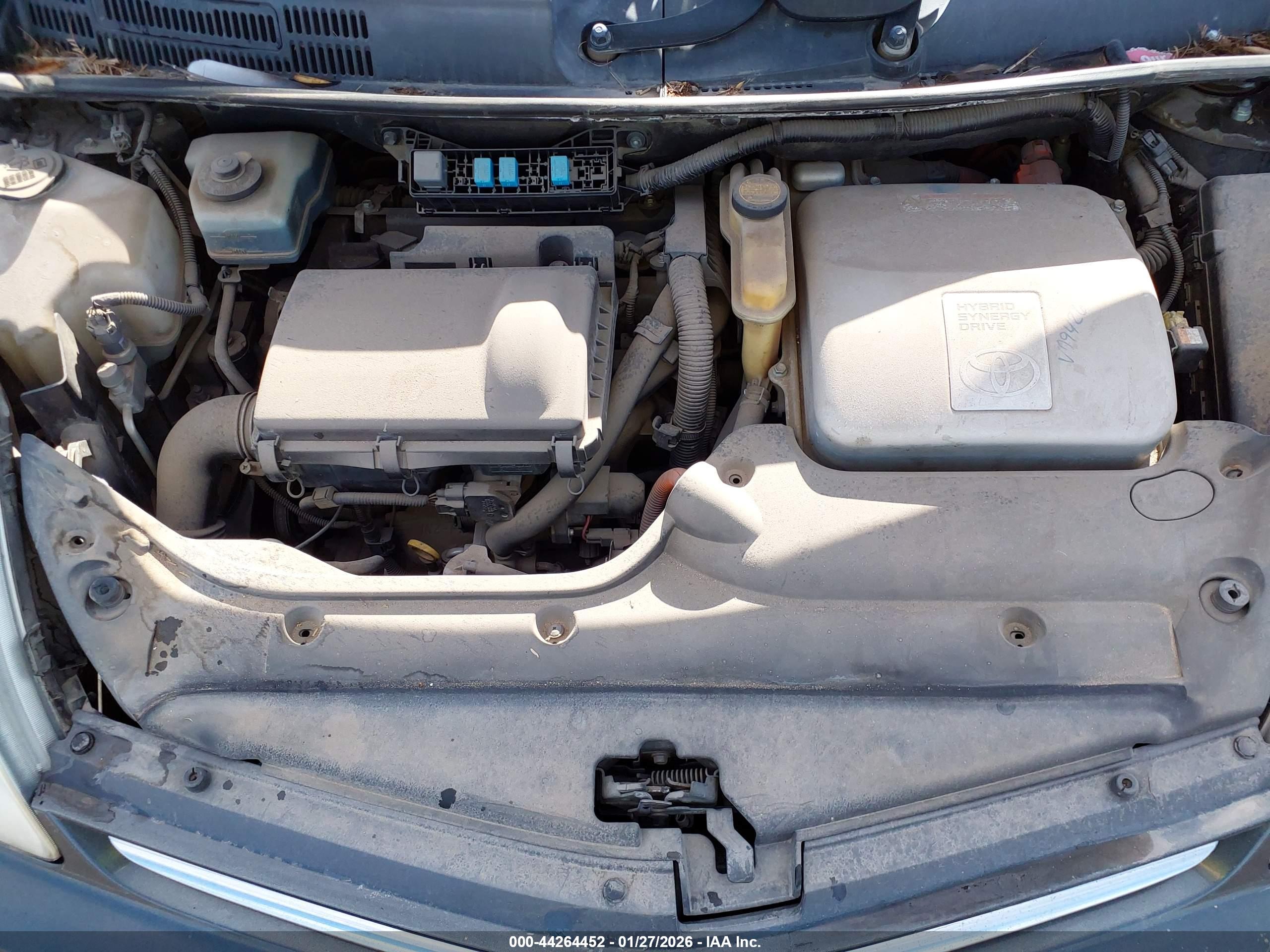 TOYOTA PRIUS image 10