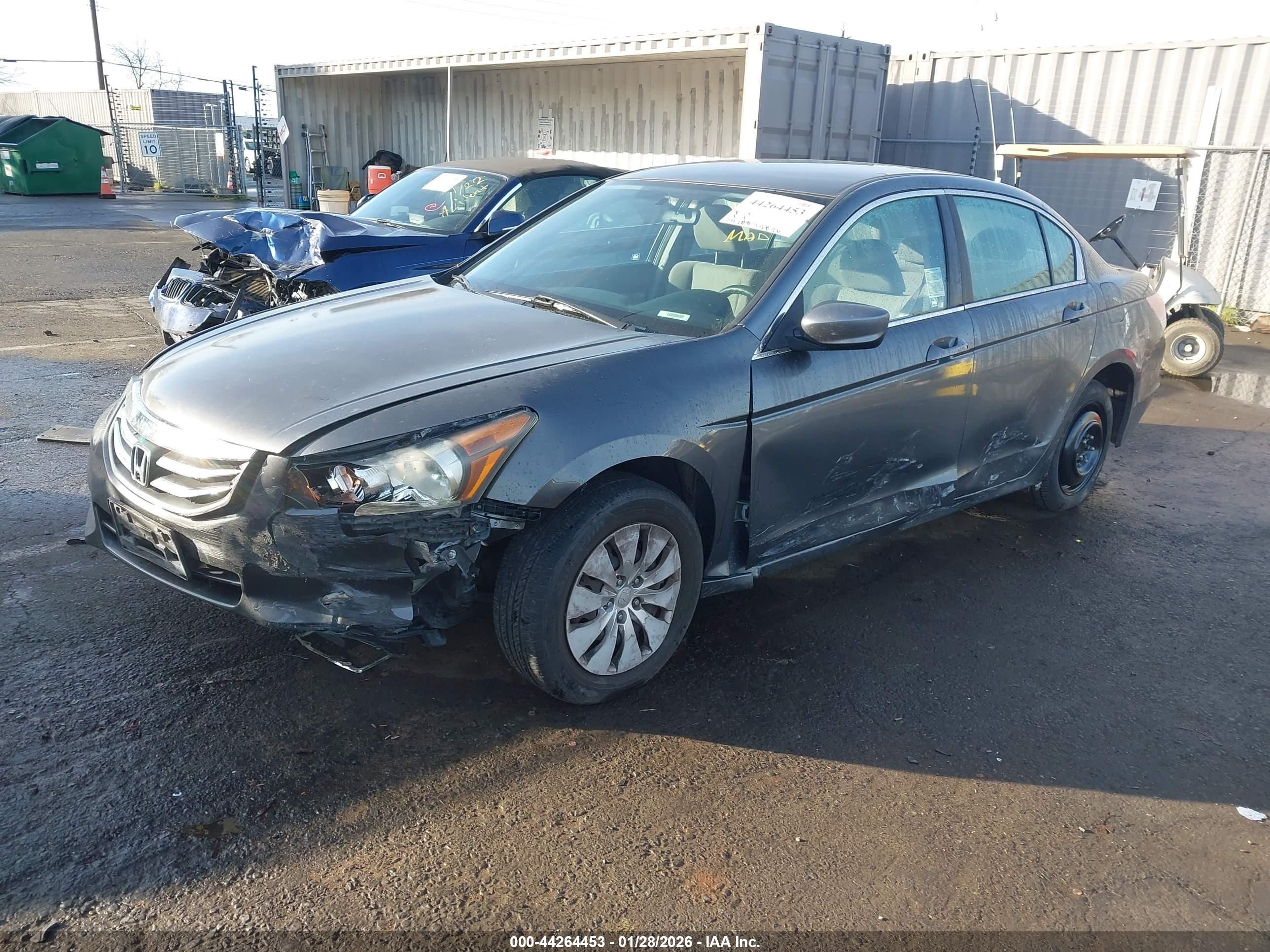 HONDA ACCORD image 2
