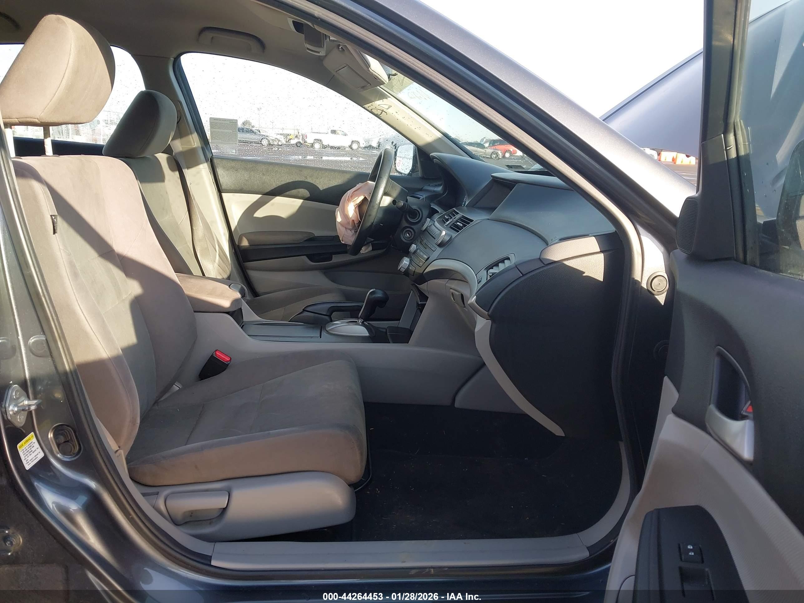 HONDA ACCORD image 5
