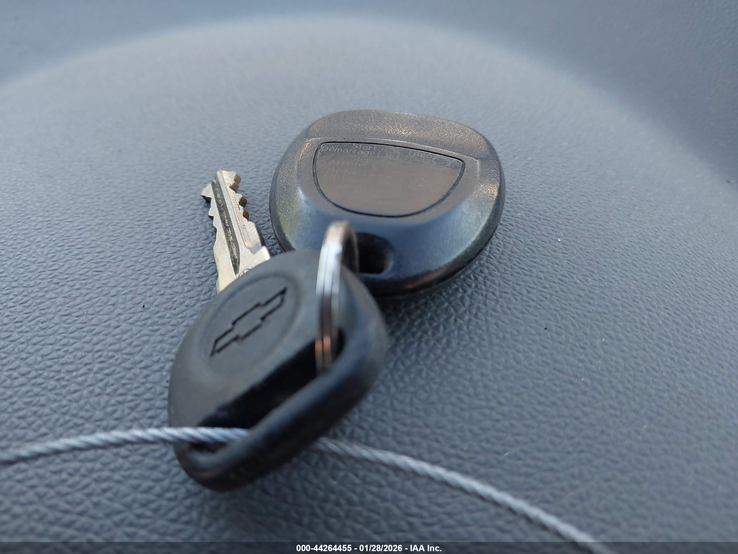 CHEVROLET TRAVERSE image 11