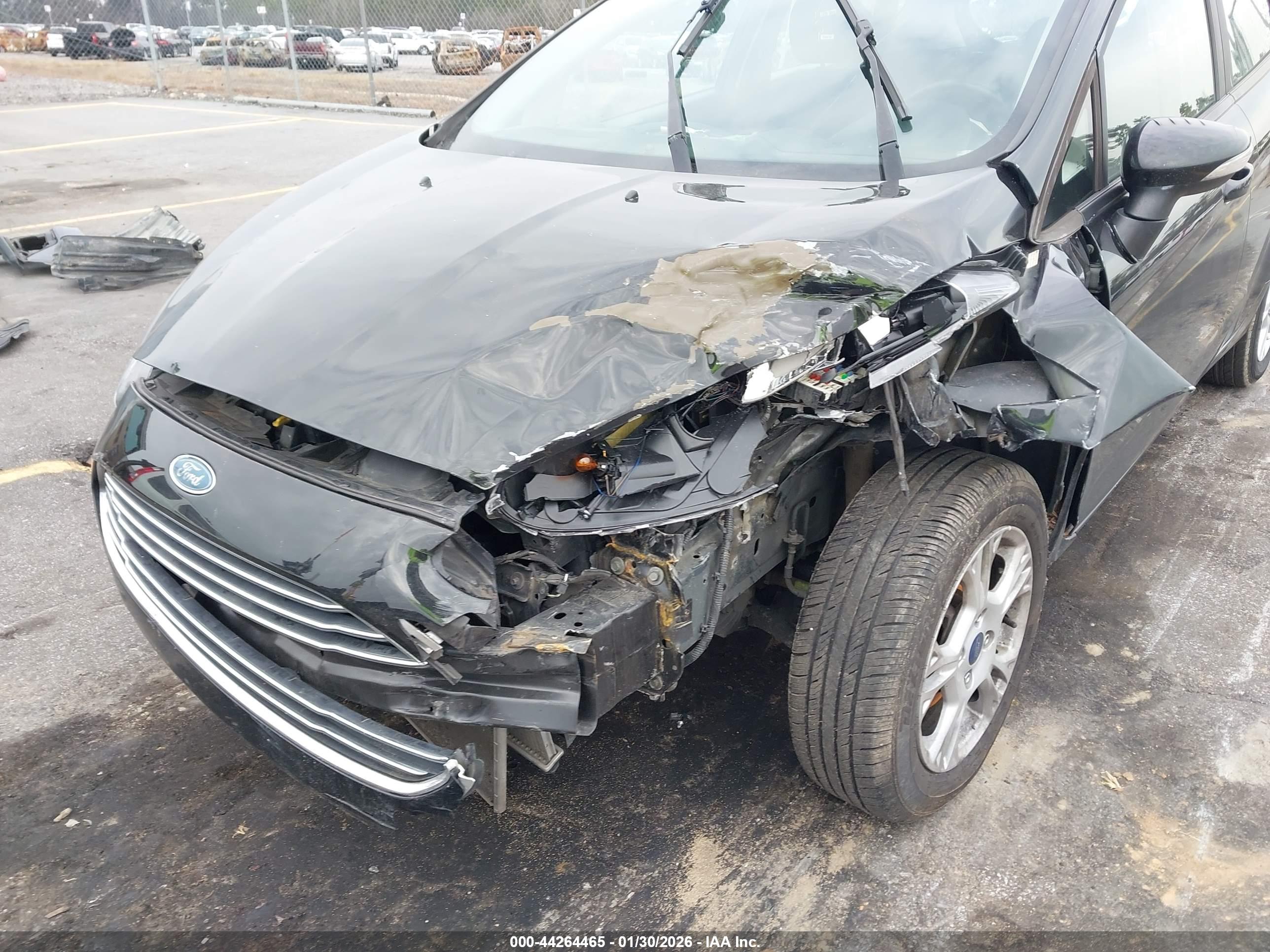 FORD FIESTA image 6