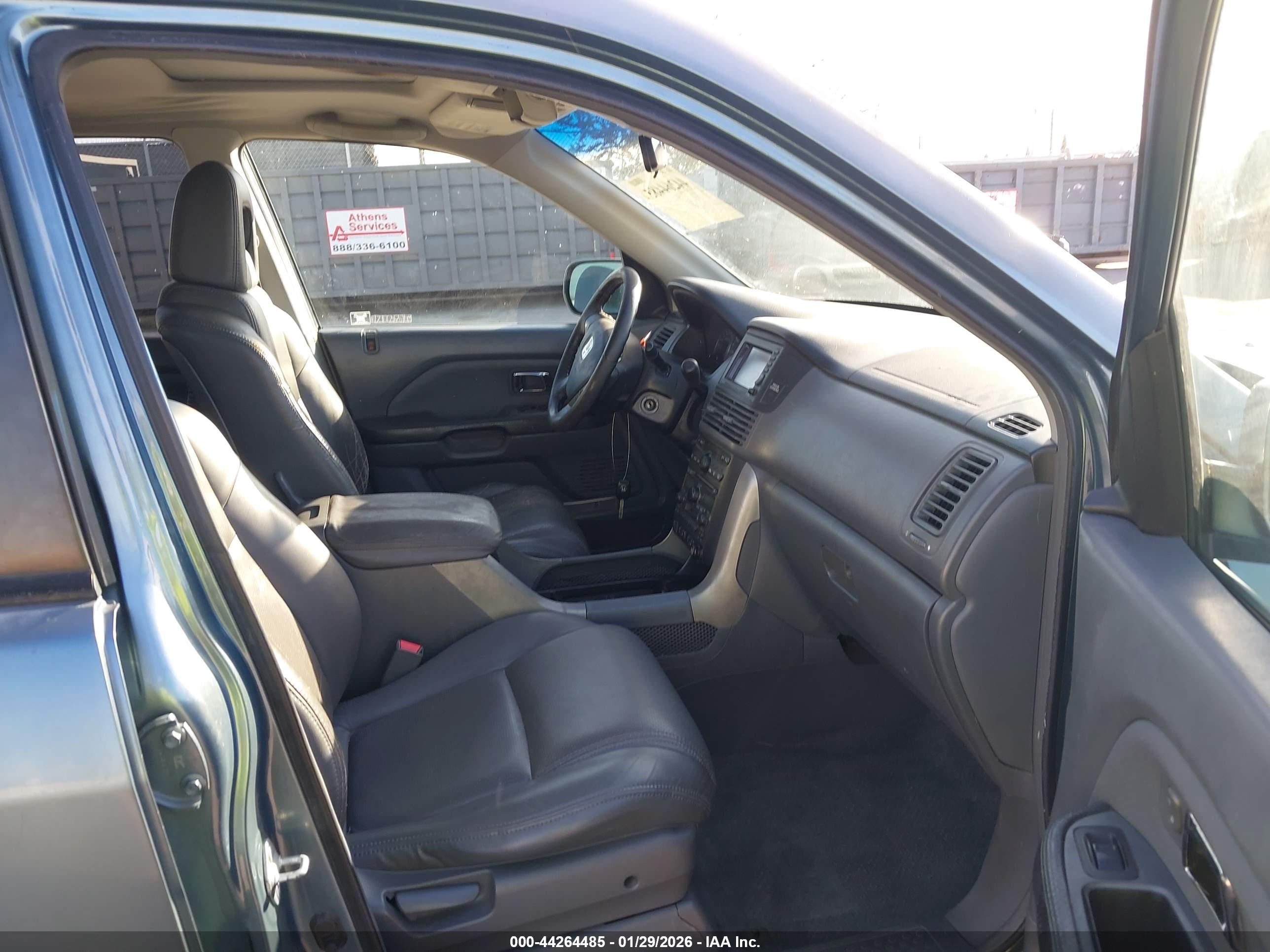 HONDA PILOT image 5