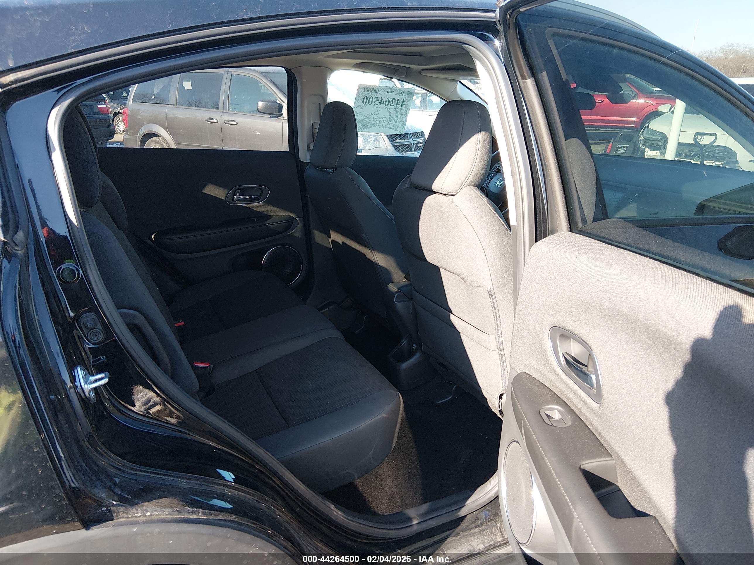 HONDA HR-V image 8