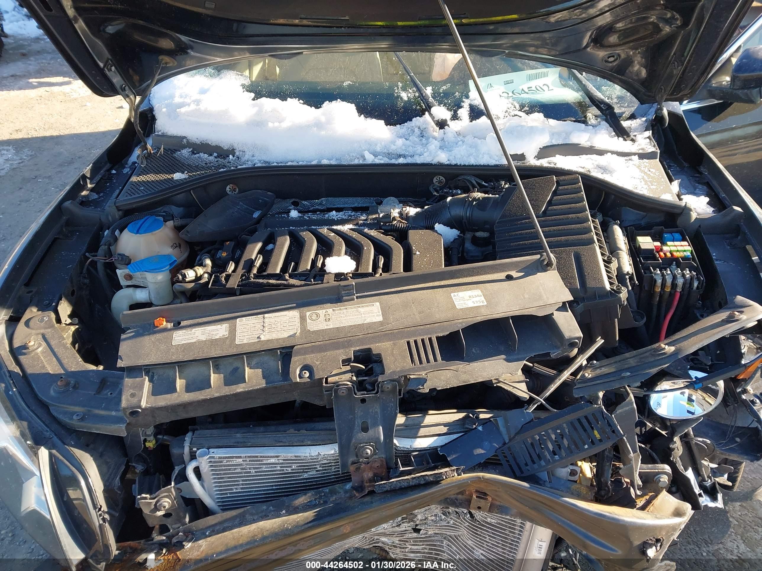VOLKSWAGEN PASSAT image 10