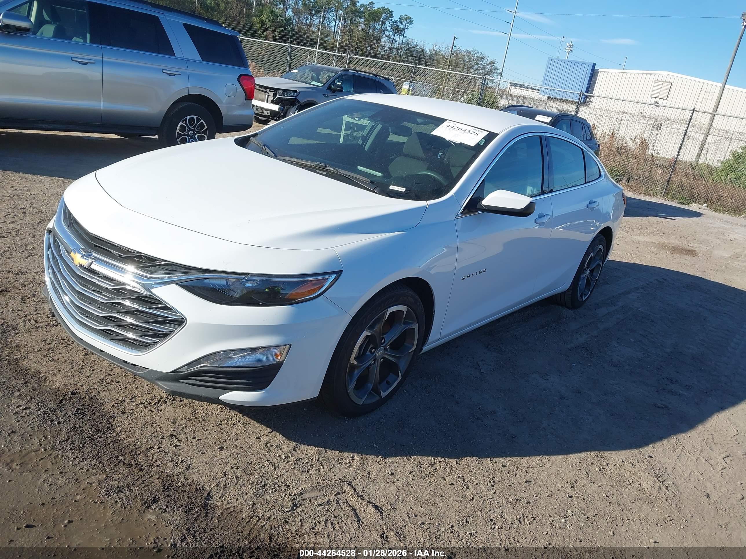 CHEVROLET MALIBU image 2
