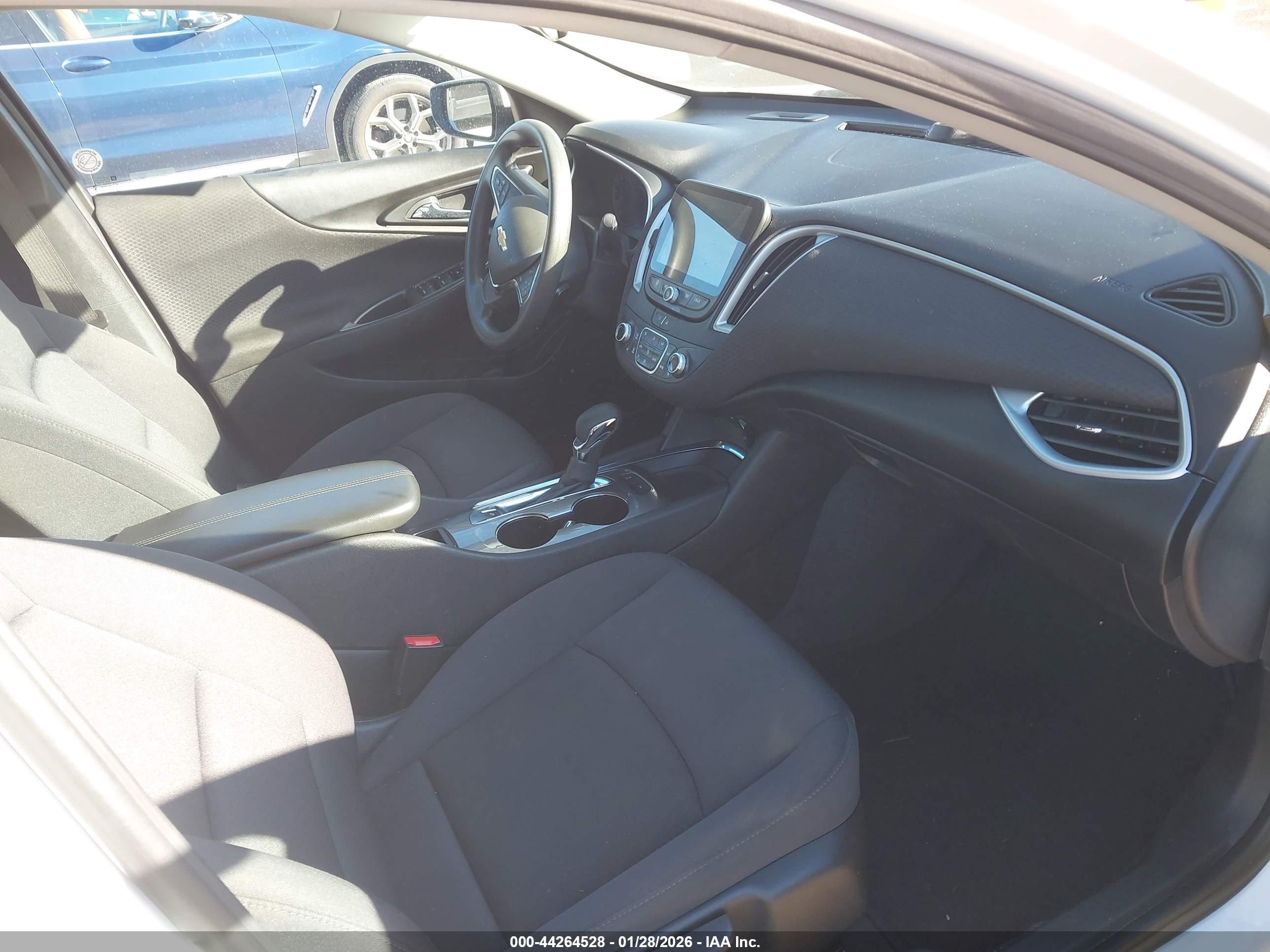 CHEVROLET MALIBU image 5