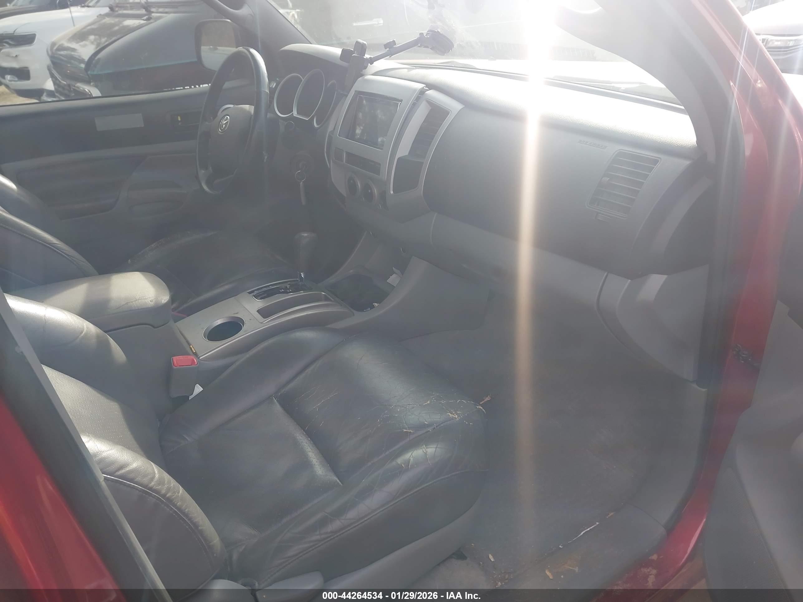 TOYOTA TACOMA image 5