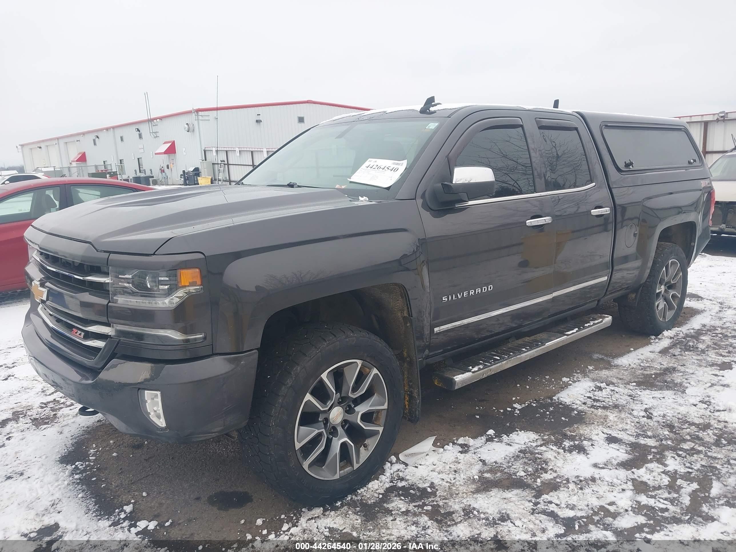 CHEVROLET SILVERADO image 2