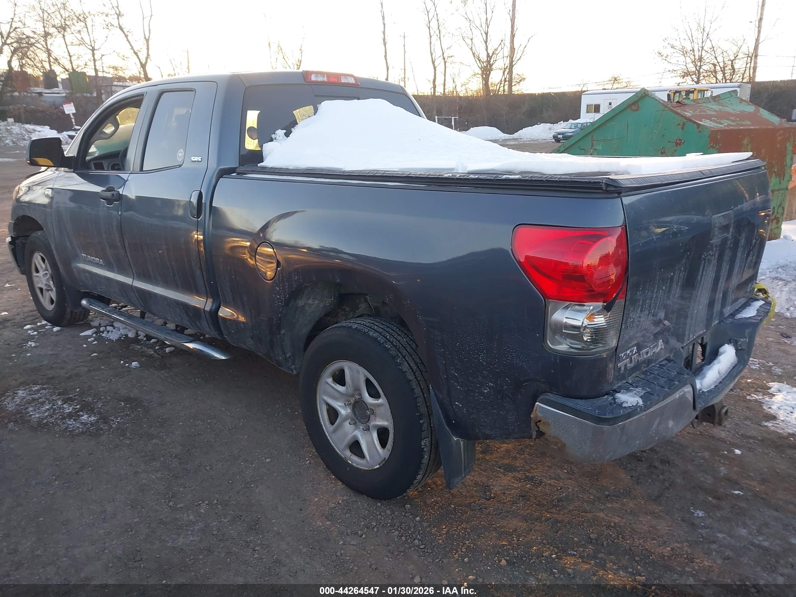 TOYOTA TUNDRA image 3
