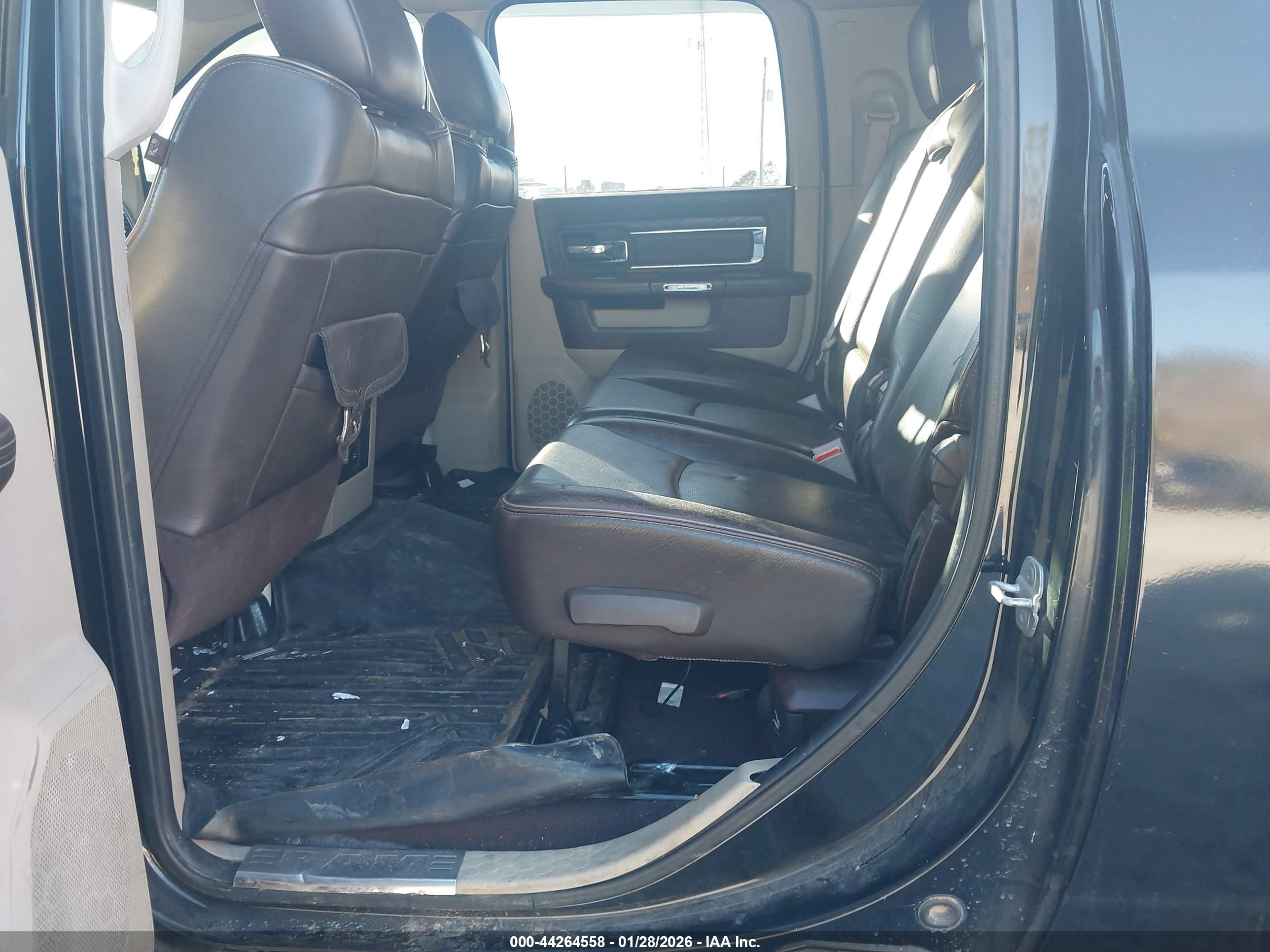 RAM 3500 image 8