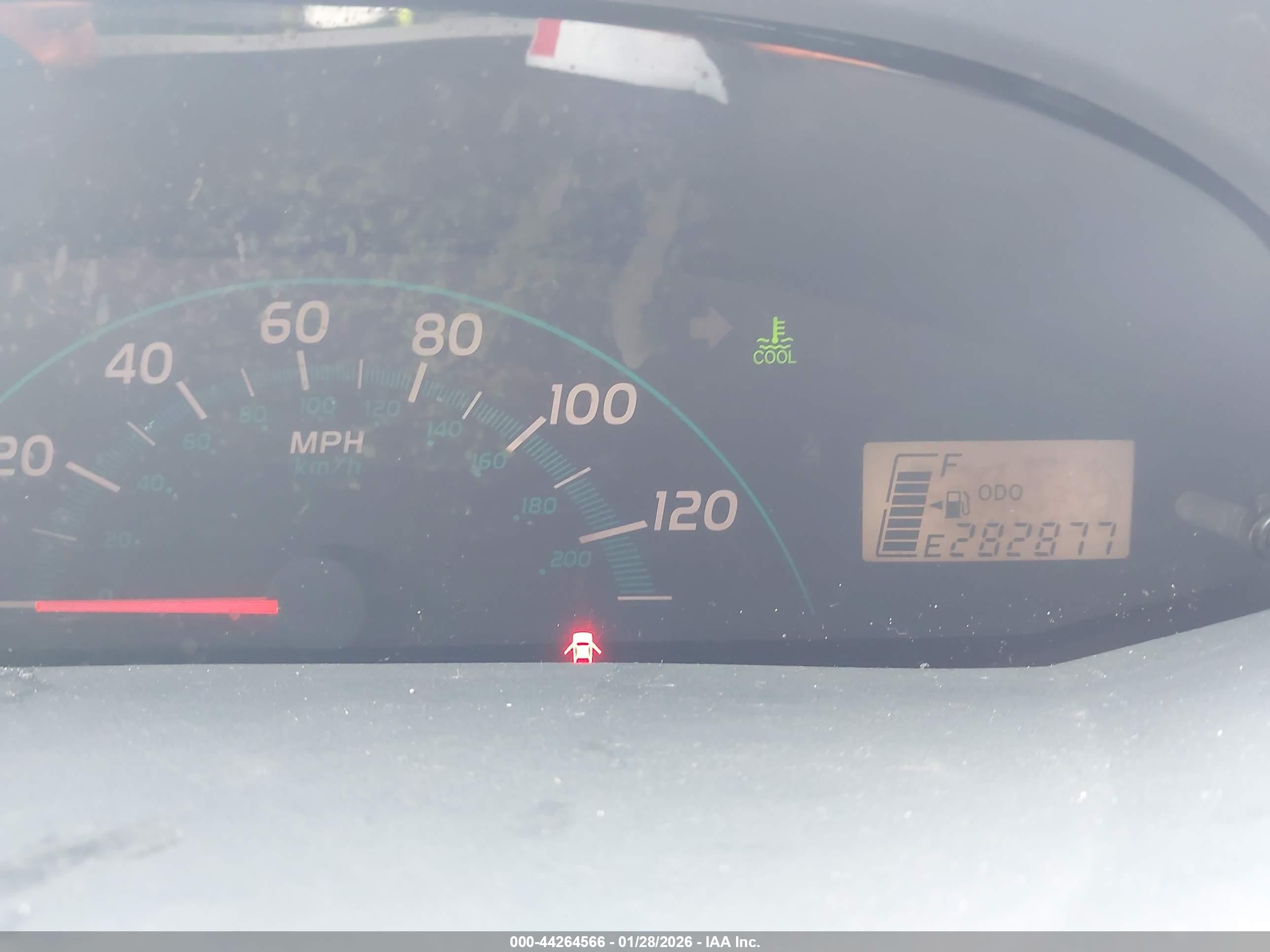 TOYOTA YARIS image 7