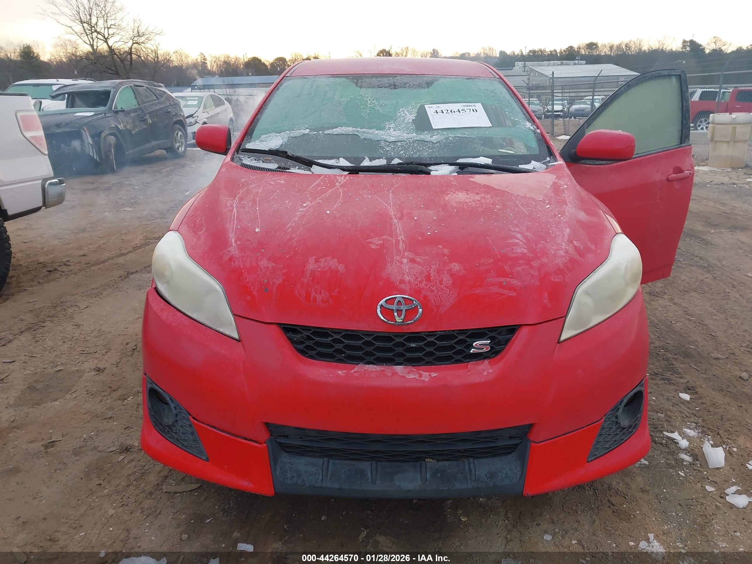 TOYOTA MATRIX image 6