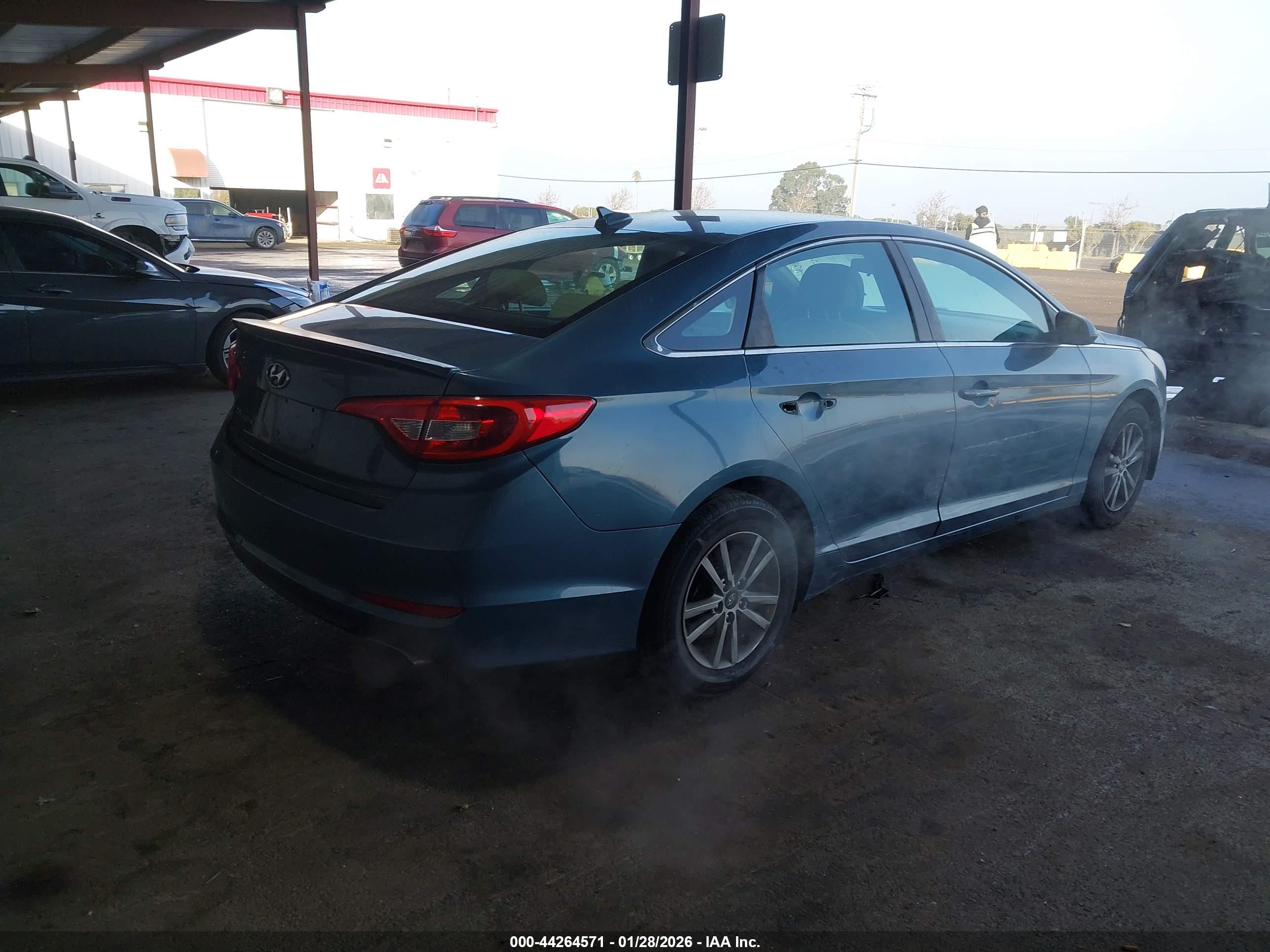 HYUNDAI SONATA image 4