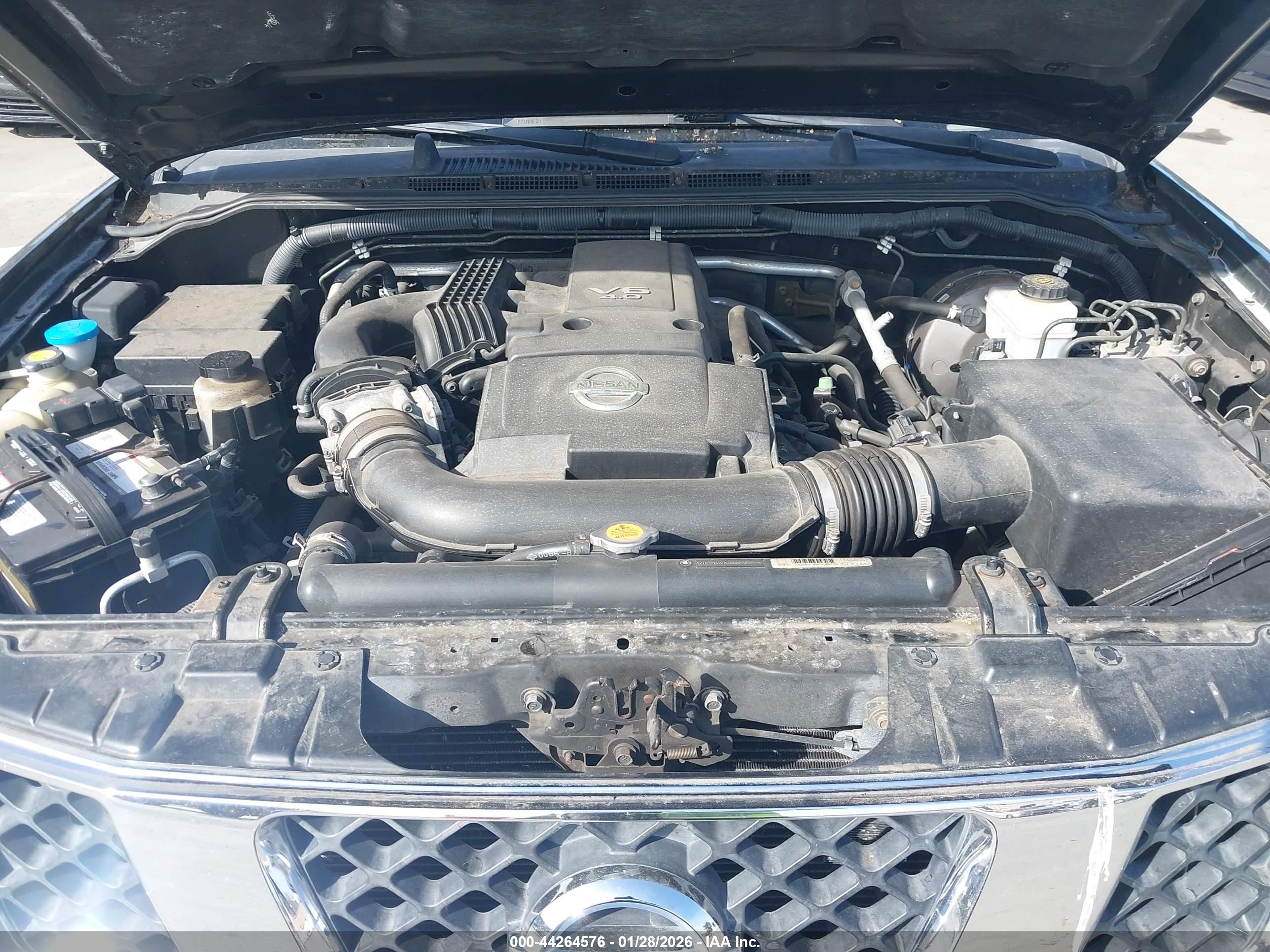 NISSAN FRONTIER image 10