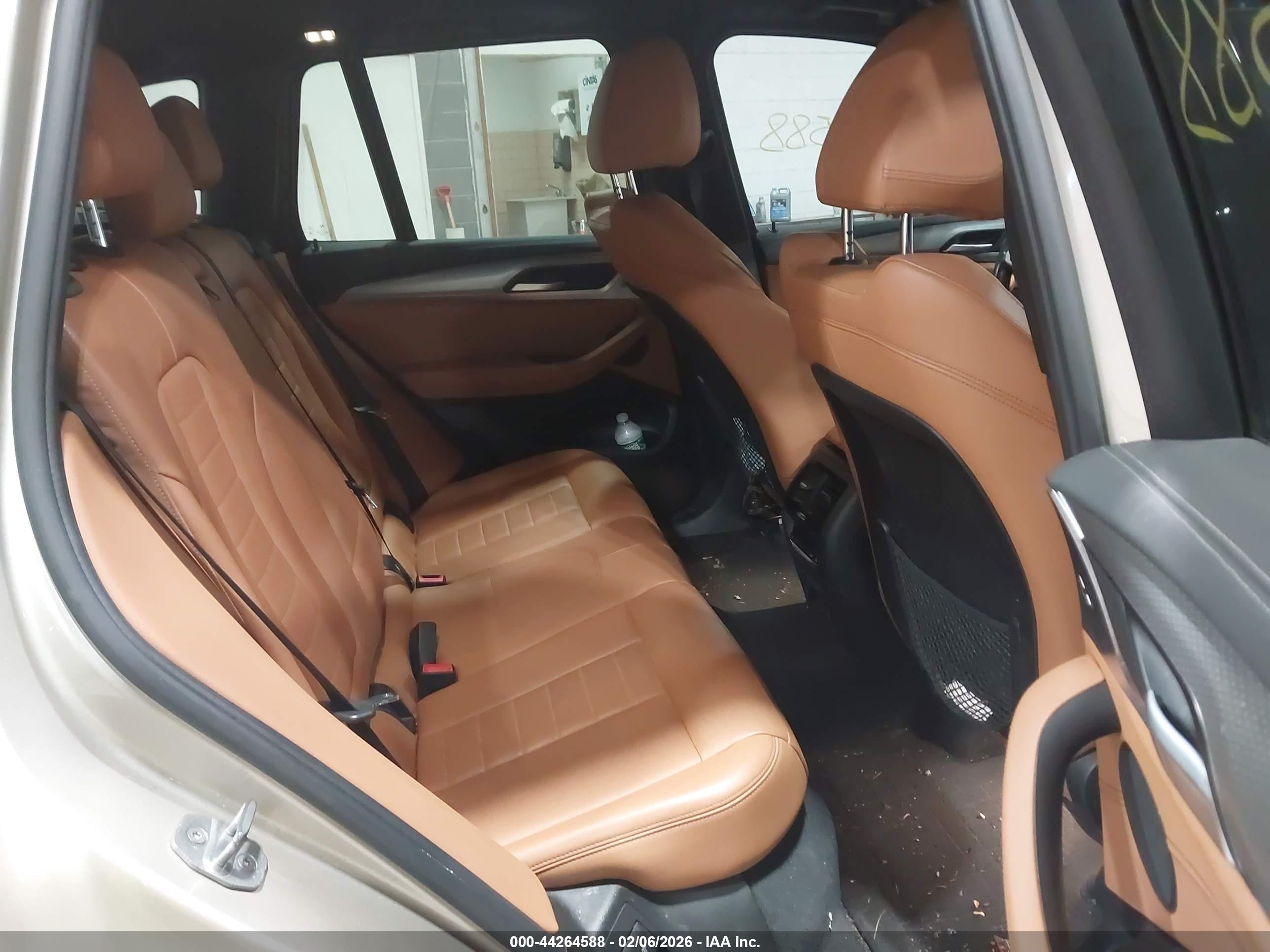 BMW X3 image 8