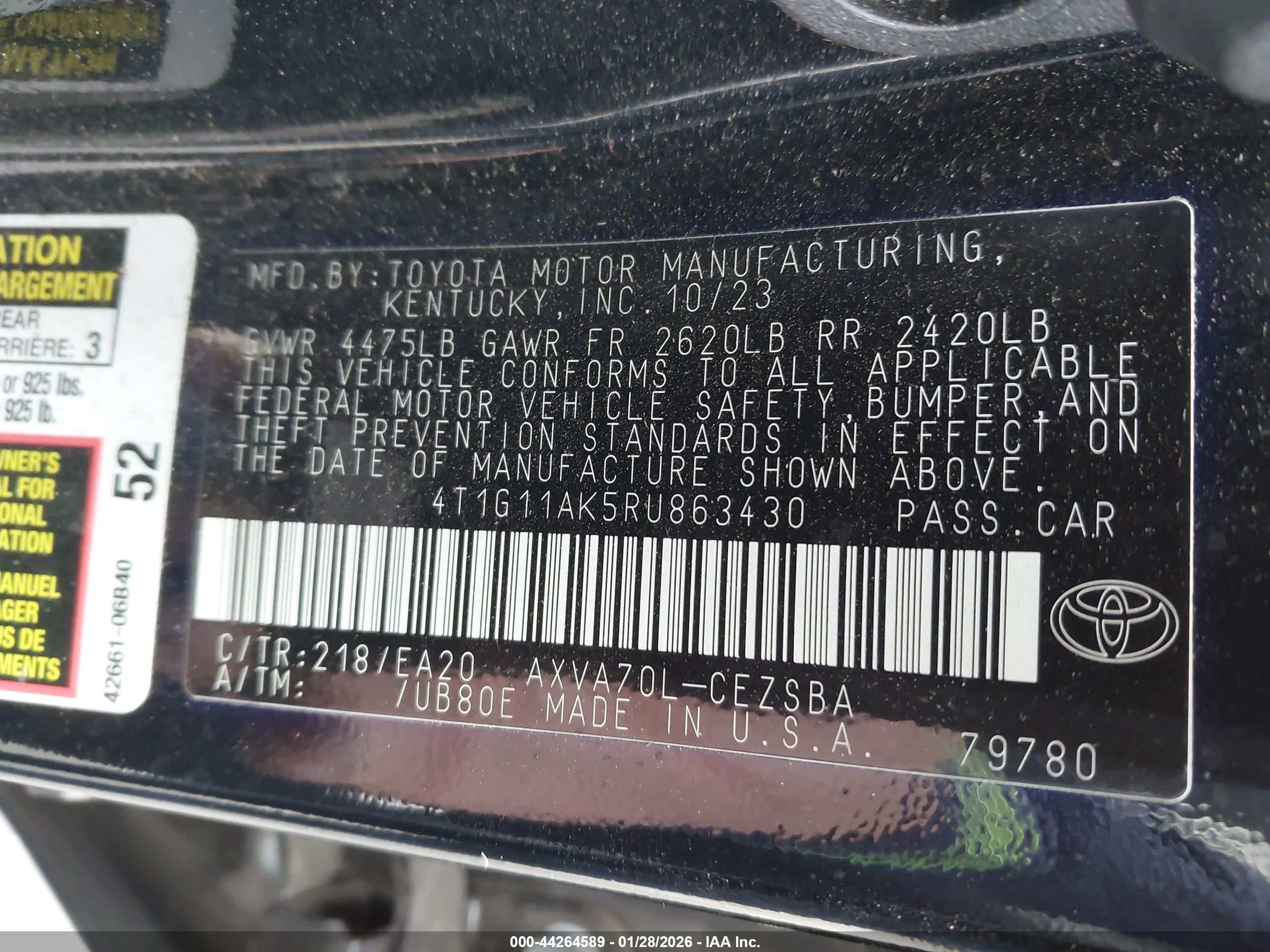 TOYOTA CAMRY image 9