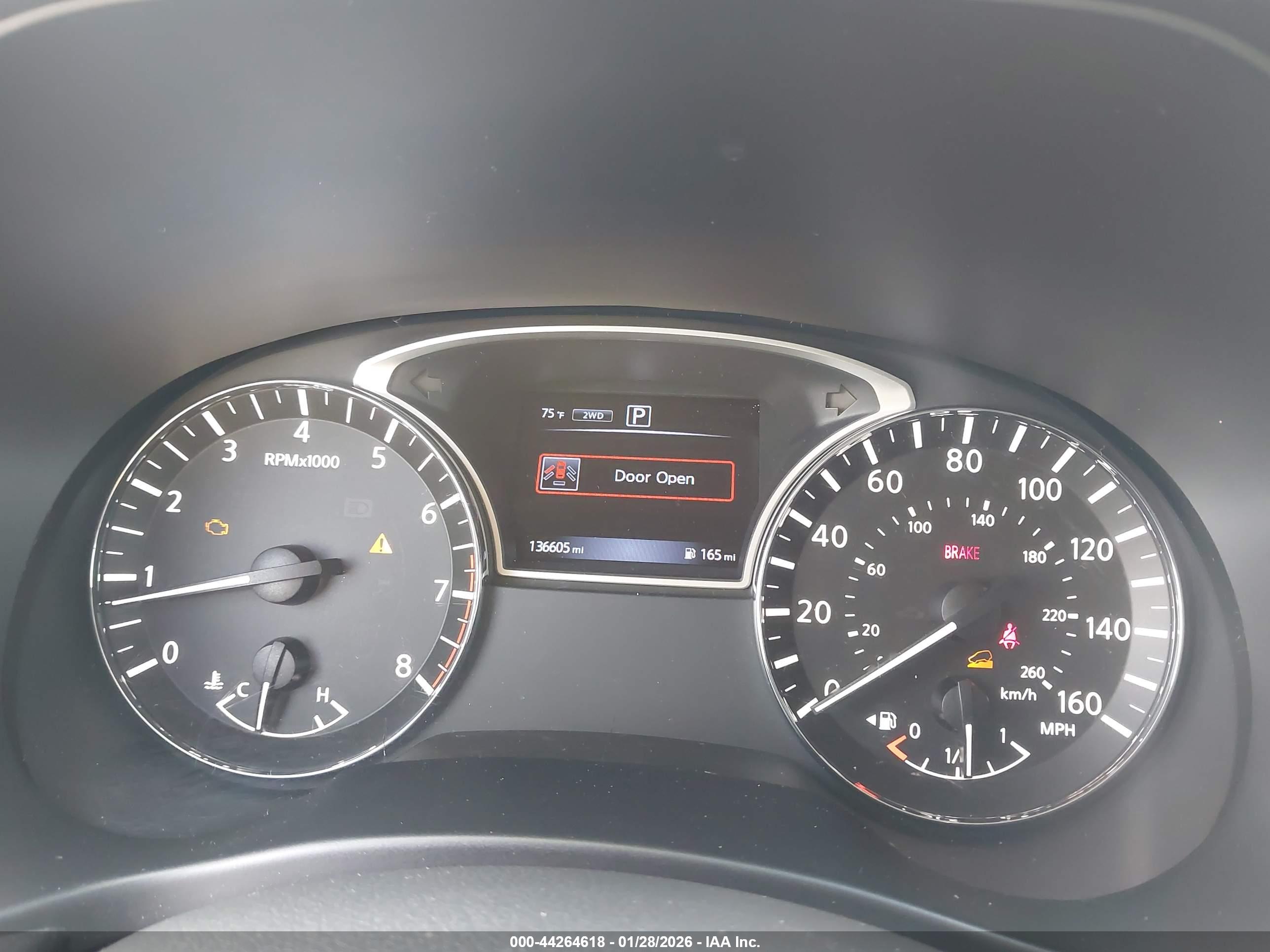 NISSAN PATHFINDER image 7