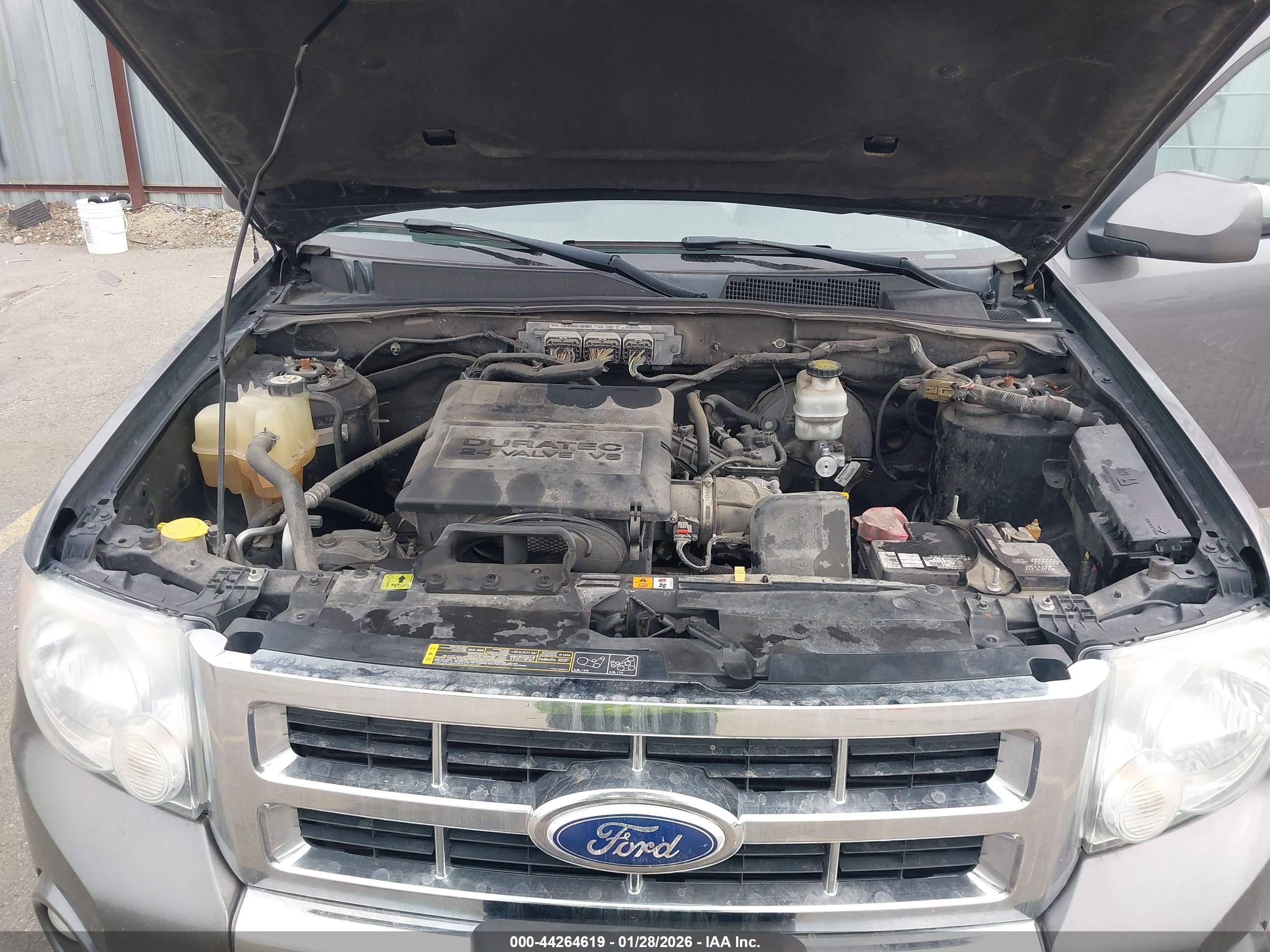 FORD ESCAPE image 10
