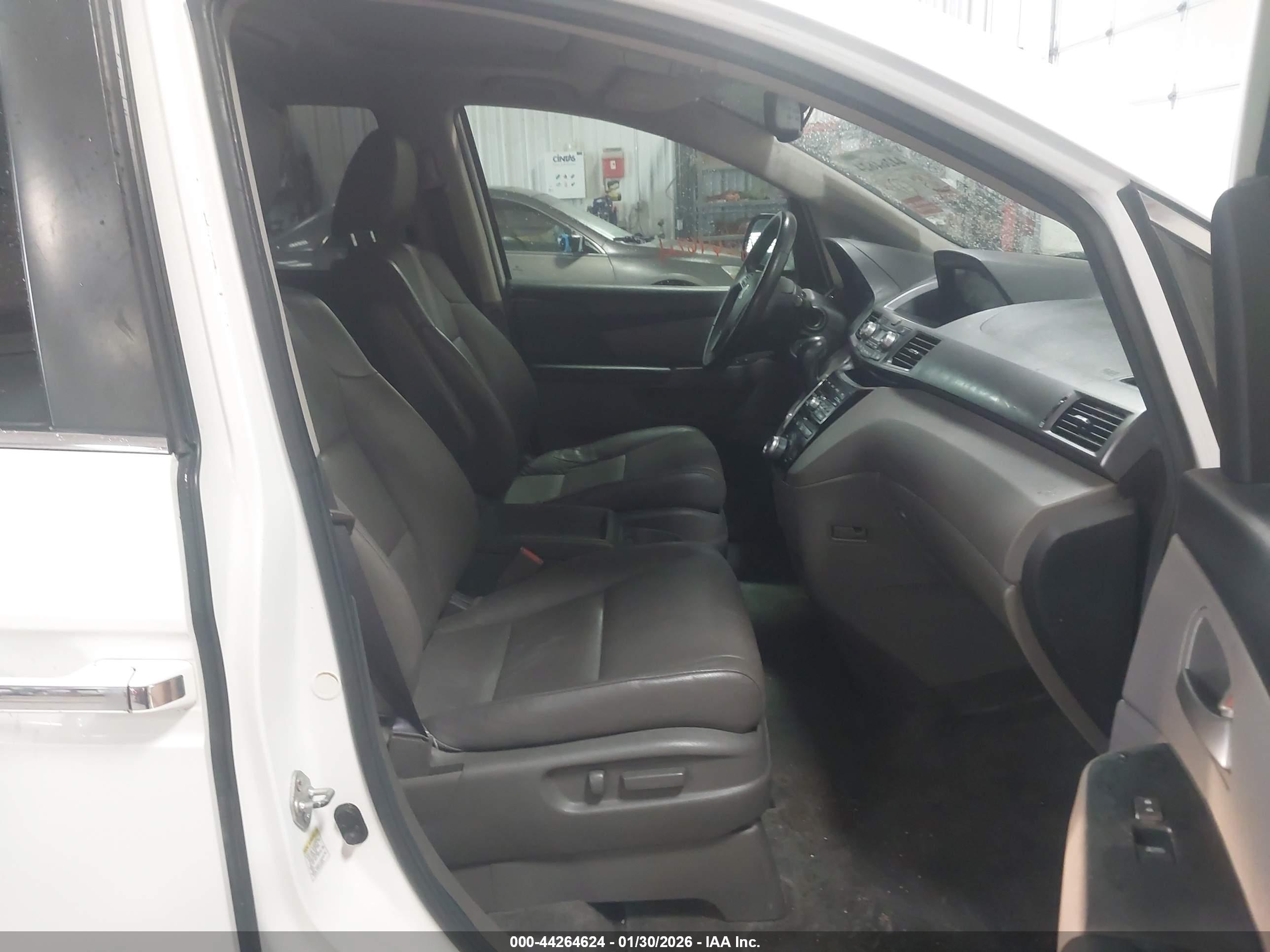 HONDA ODYSSEY image 5