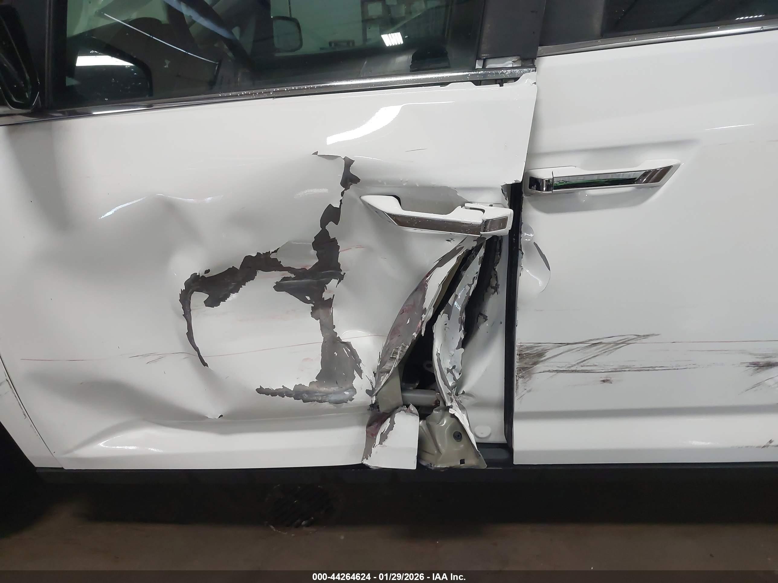HONDA ODYSSEY image 6
