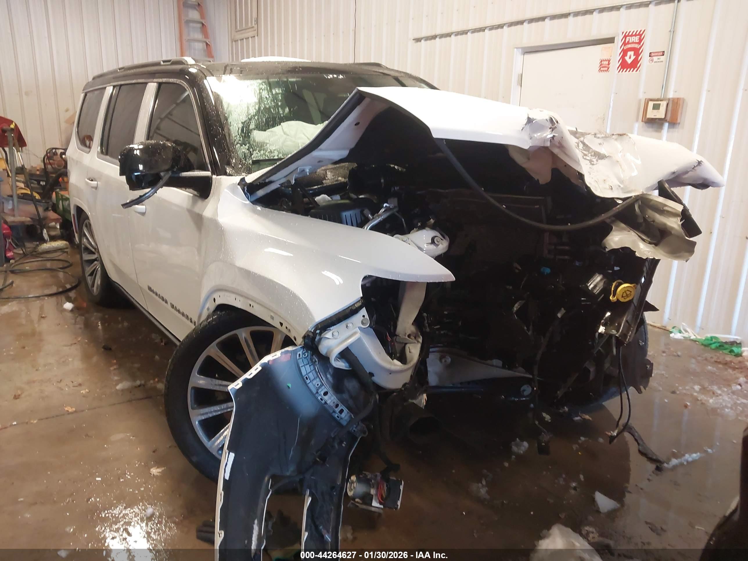 JEEP GRAND image 6